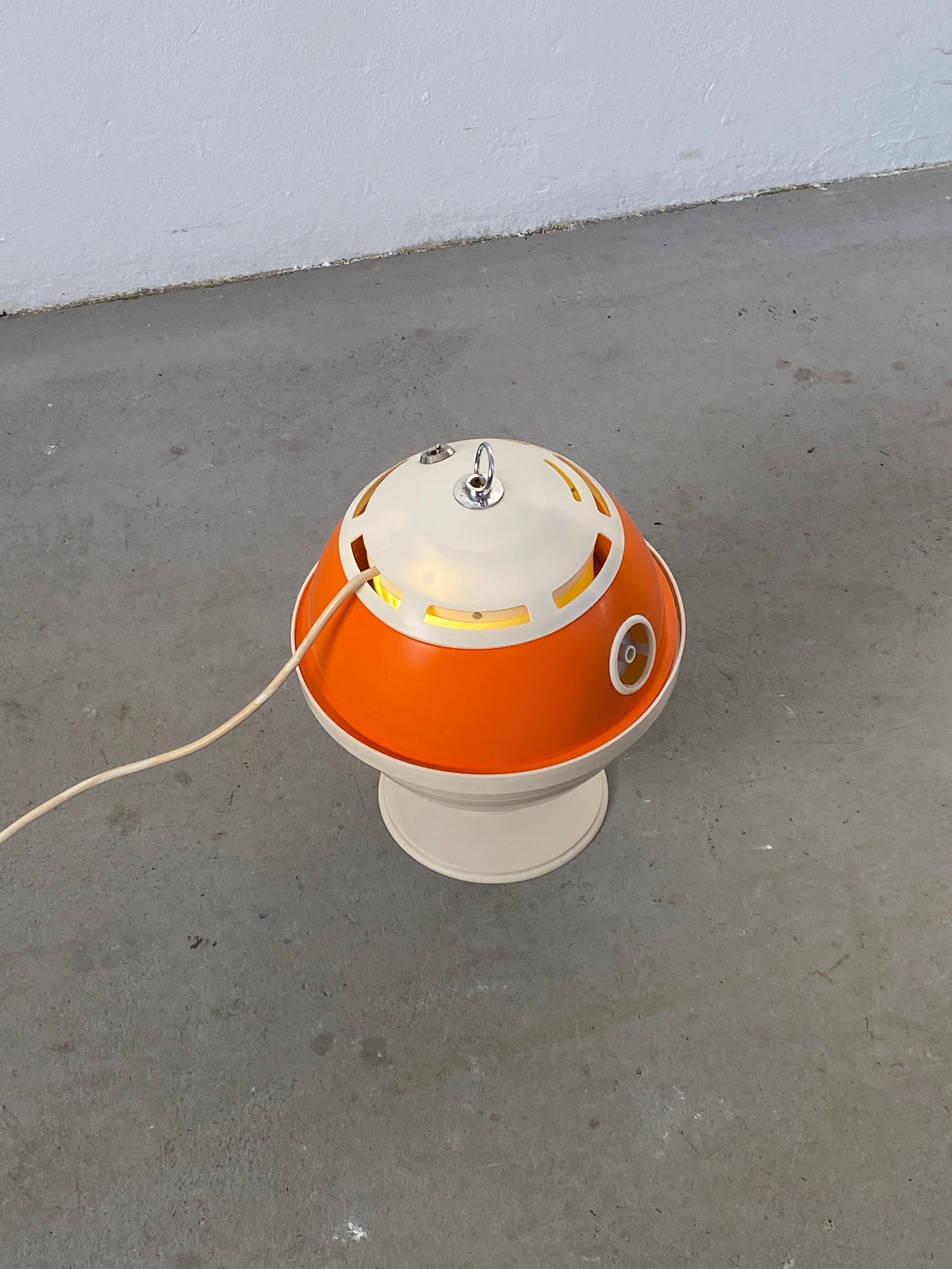 Spaceage UFO Vintage Ornament Lamp, Atomic Age Star Trek Style Prop For Sale 4