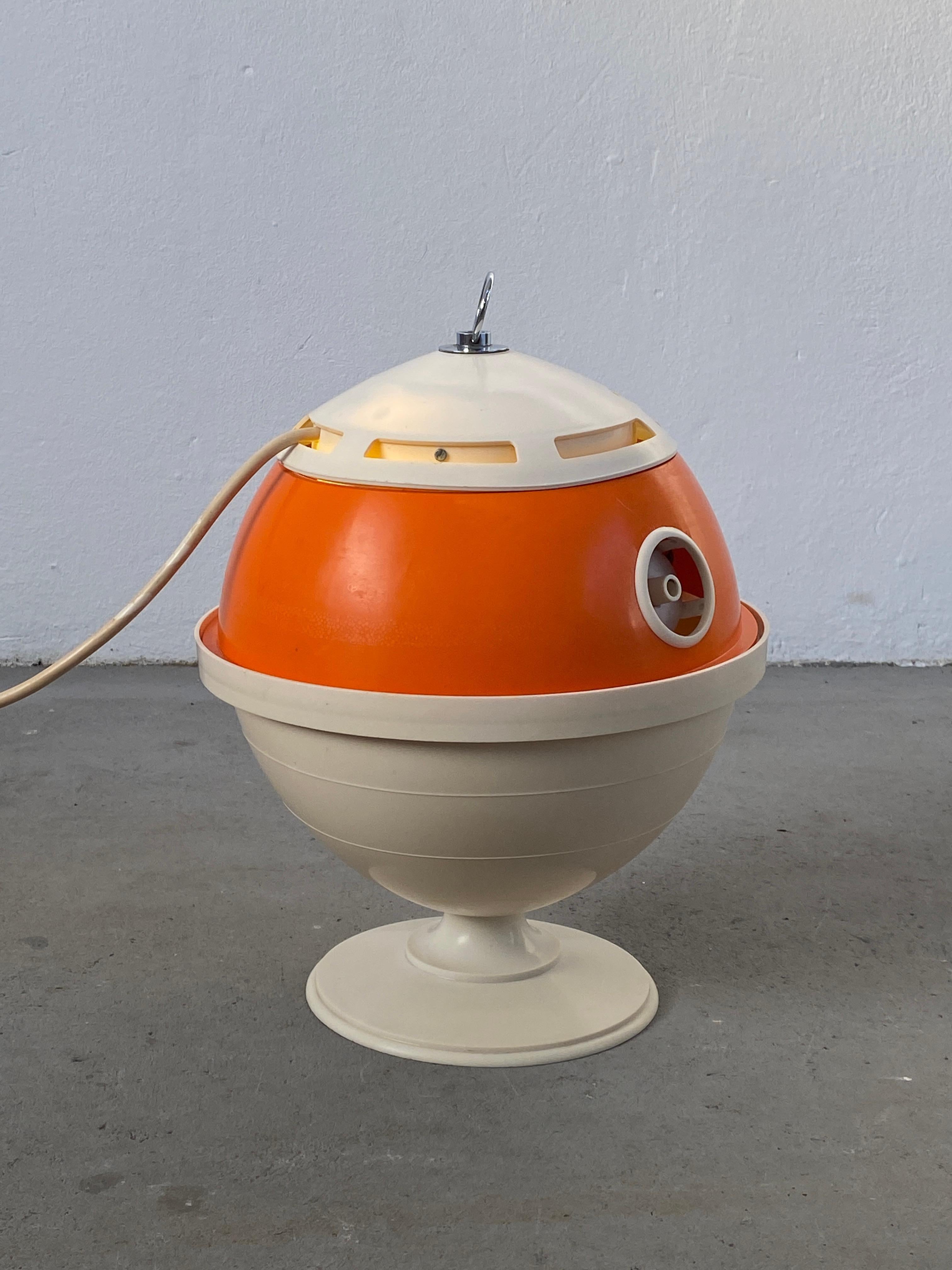 Metal Spaceage UFO Vintage Ornament Lamp, Atomic Age Star Trek Style Prop For Sale