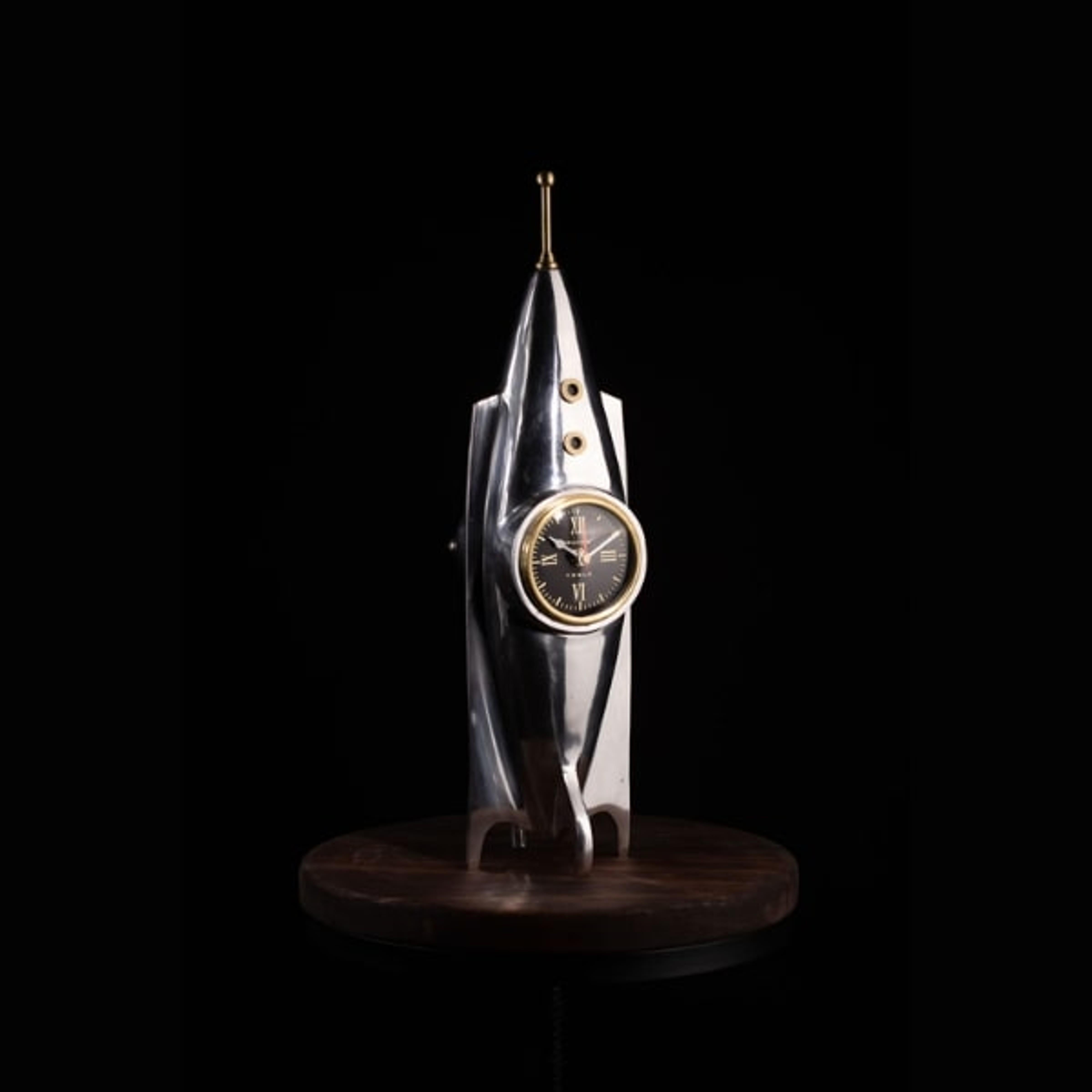Horloge de table à fusées SpaceX Bon état - En vente à Aspen, CO