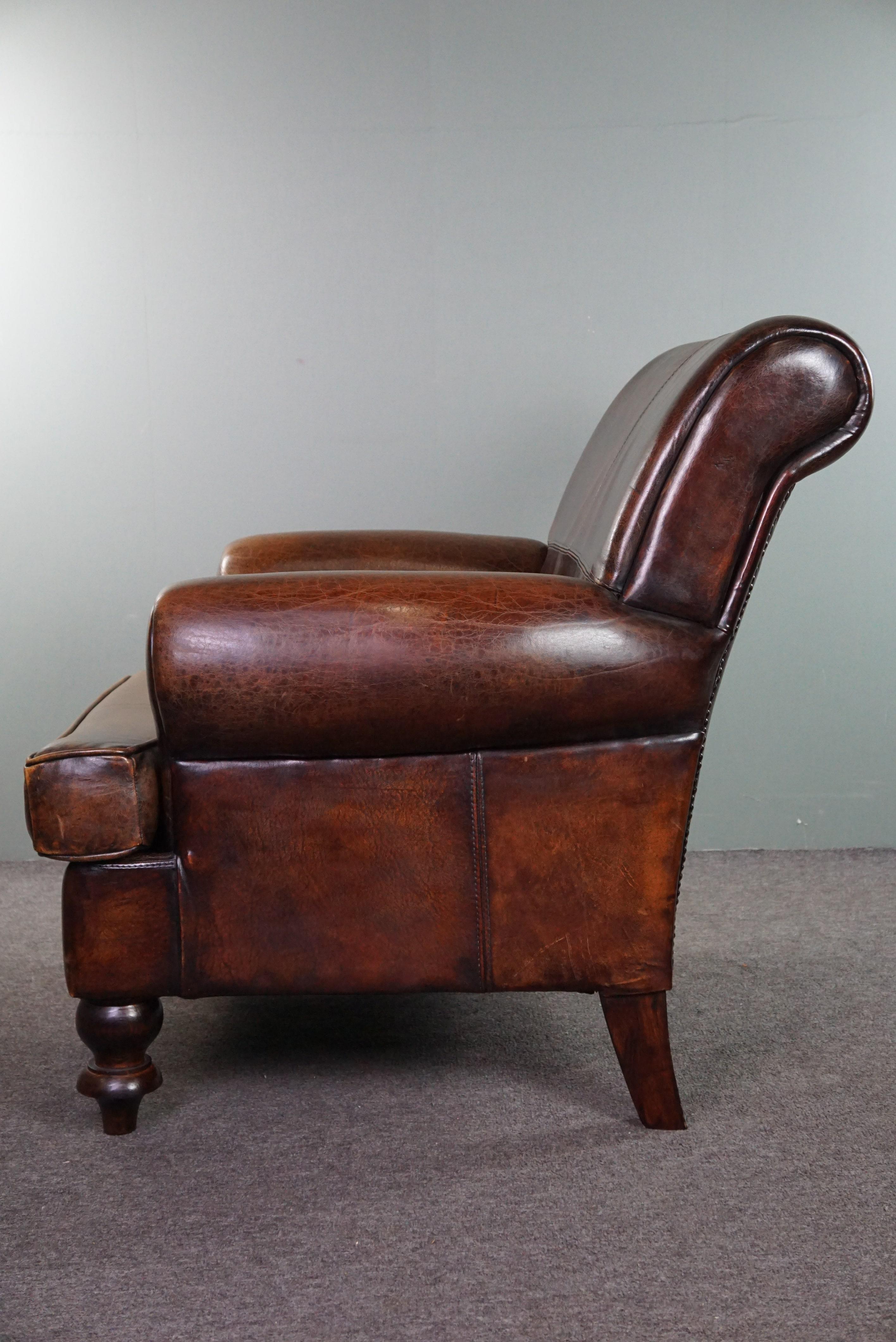 Leather Spacious sheepskin armchair with a relaxed deep seat For Sale