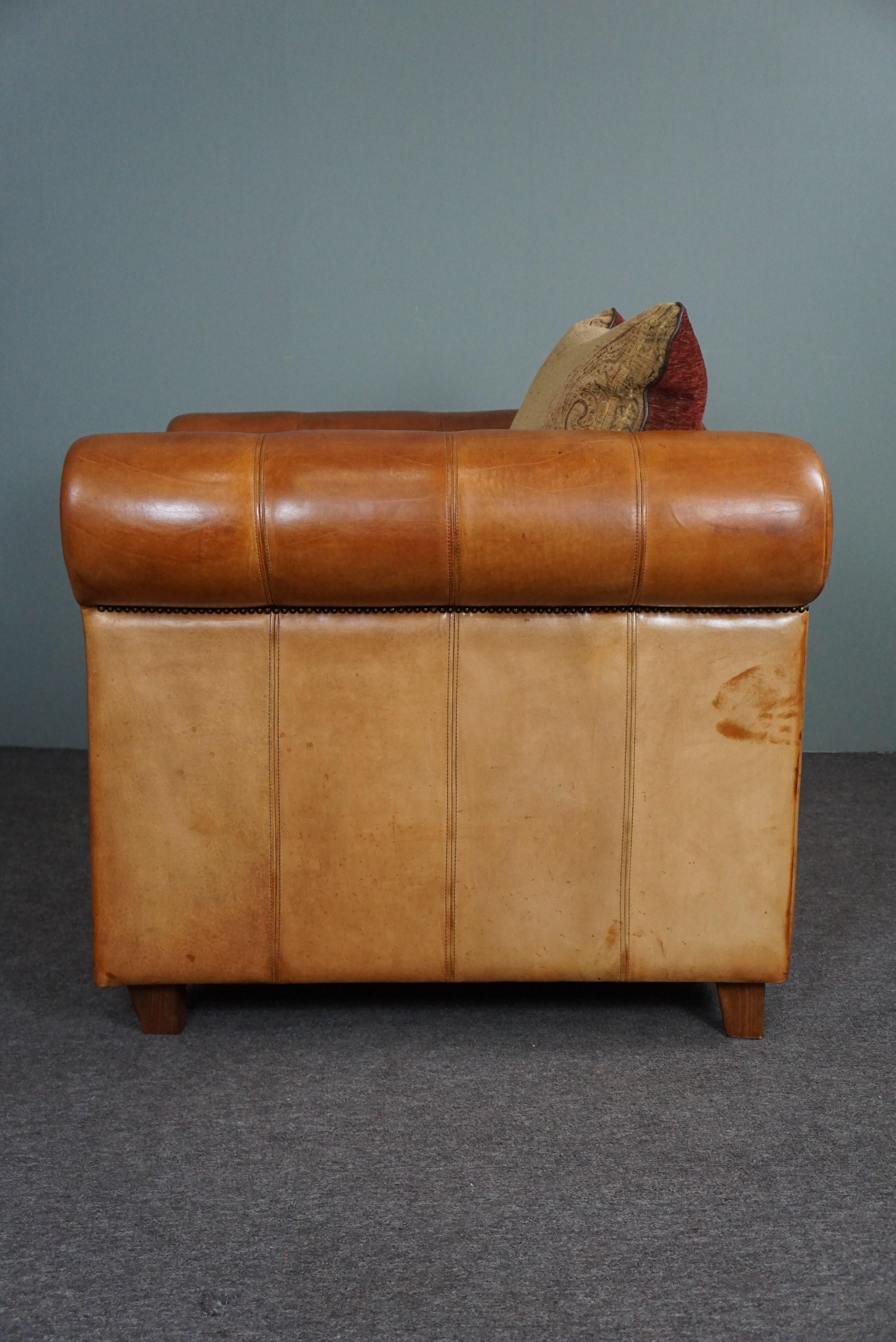 Spacious & very comfortable sheep leather armchair In Good Condition For Sale In Harderwijk, NL