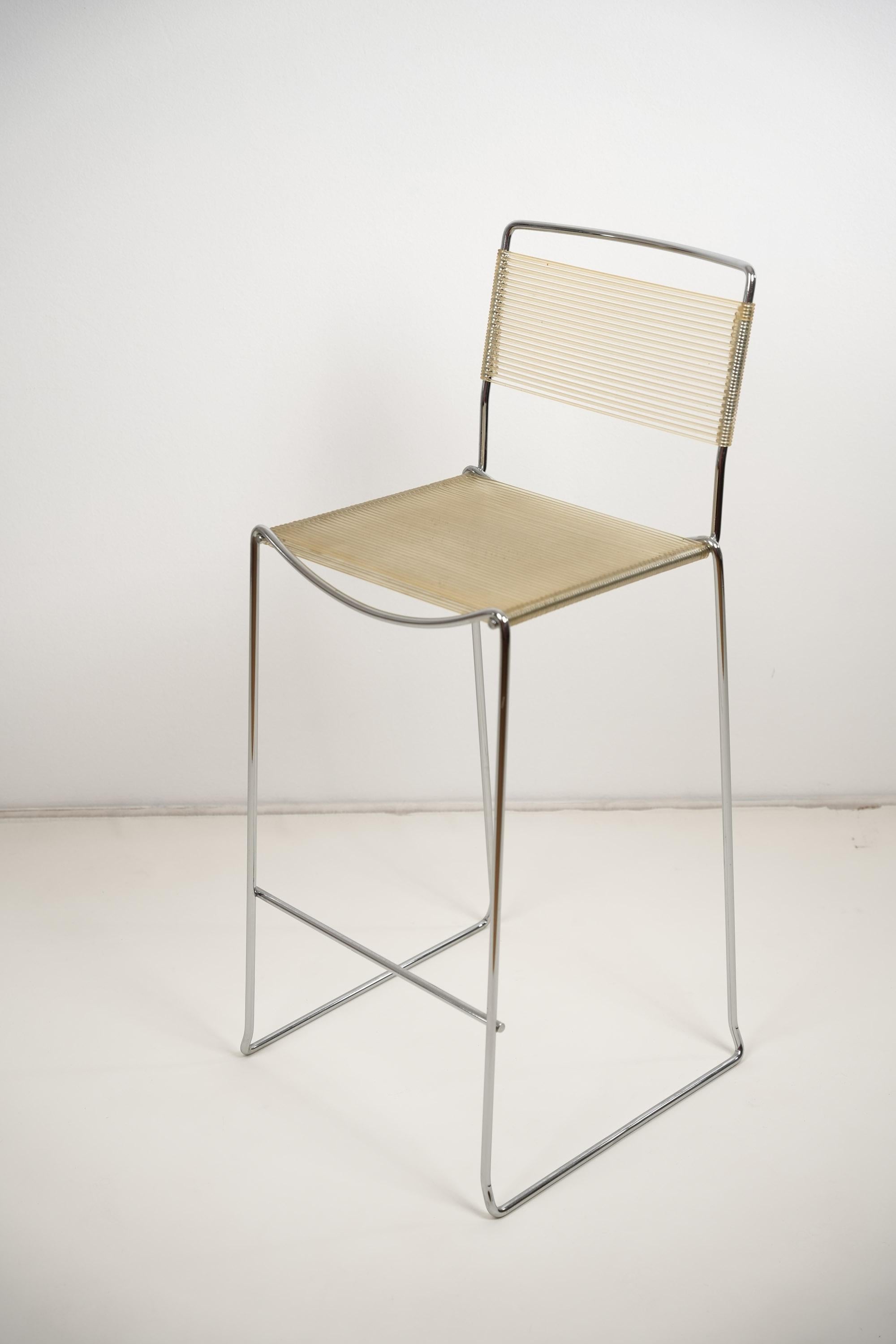 A great Spaghetti stool by Giandomenico Belotti made in italy 1970s for Alias.
