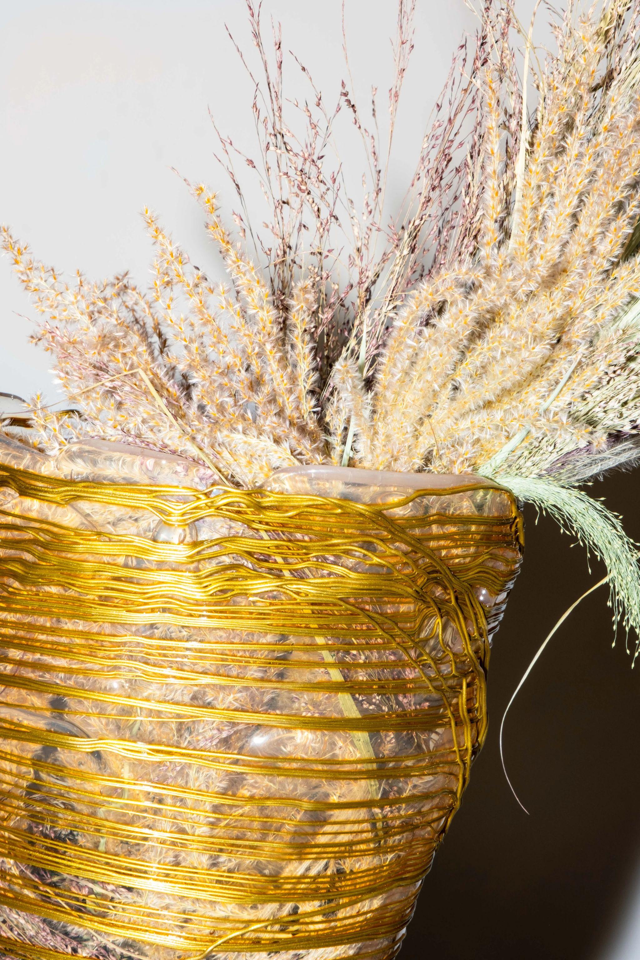 Spaghetti Vase (Large), Clear and Gold by Gaetano Pesce For Sale 3