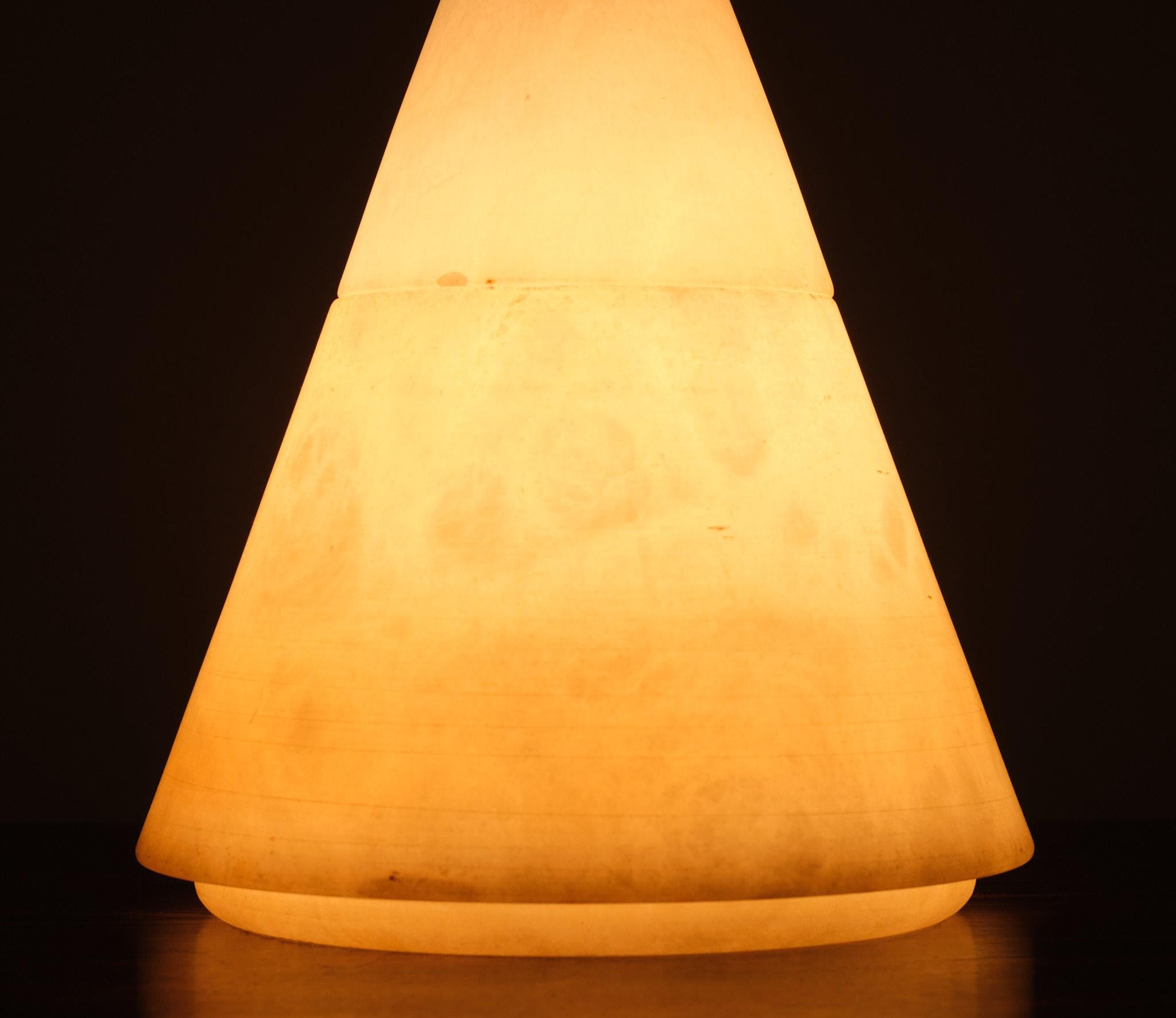 Spanish Spain Alabaster Pyramid Table Lamp