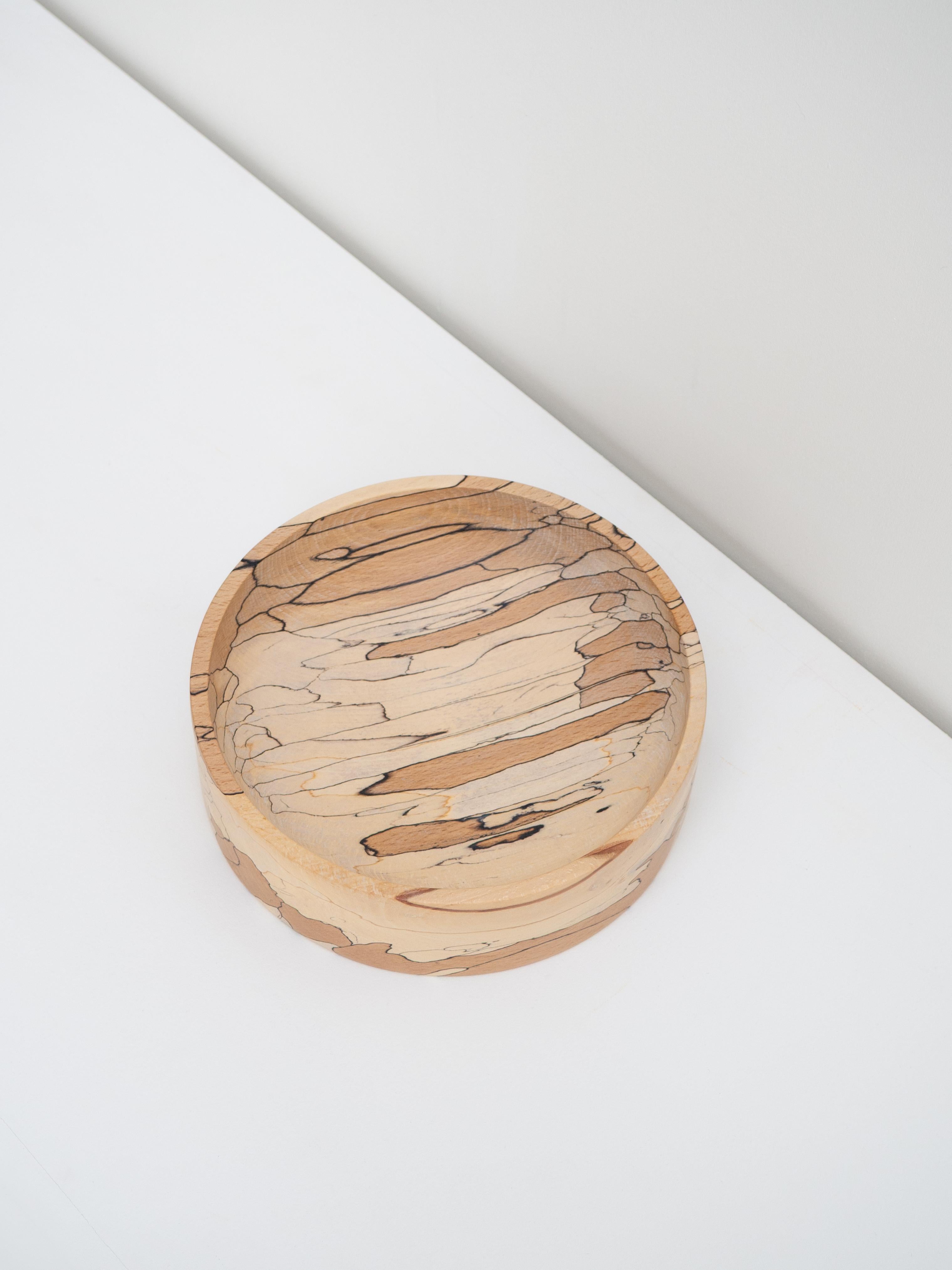 Spalted beech bowl – One of a kind In New Condition For Sale In MARSEILLE, FR