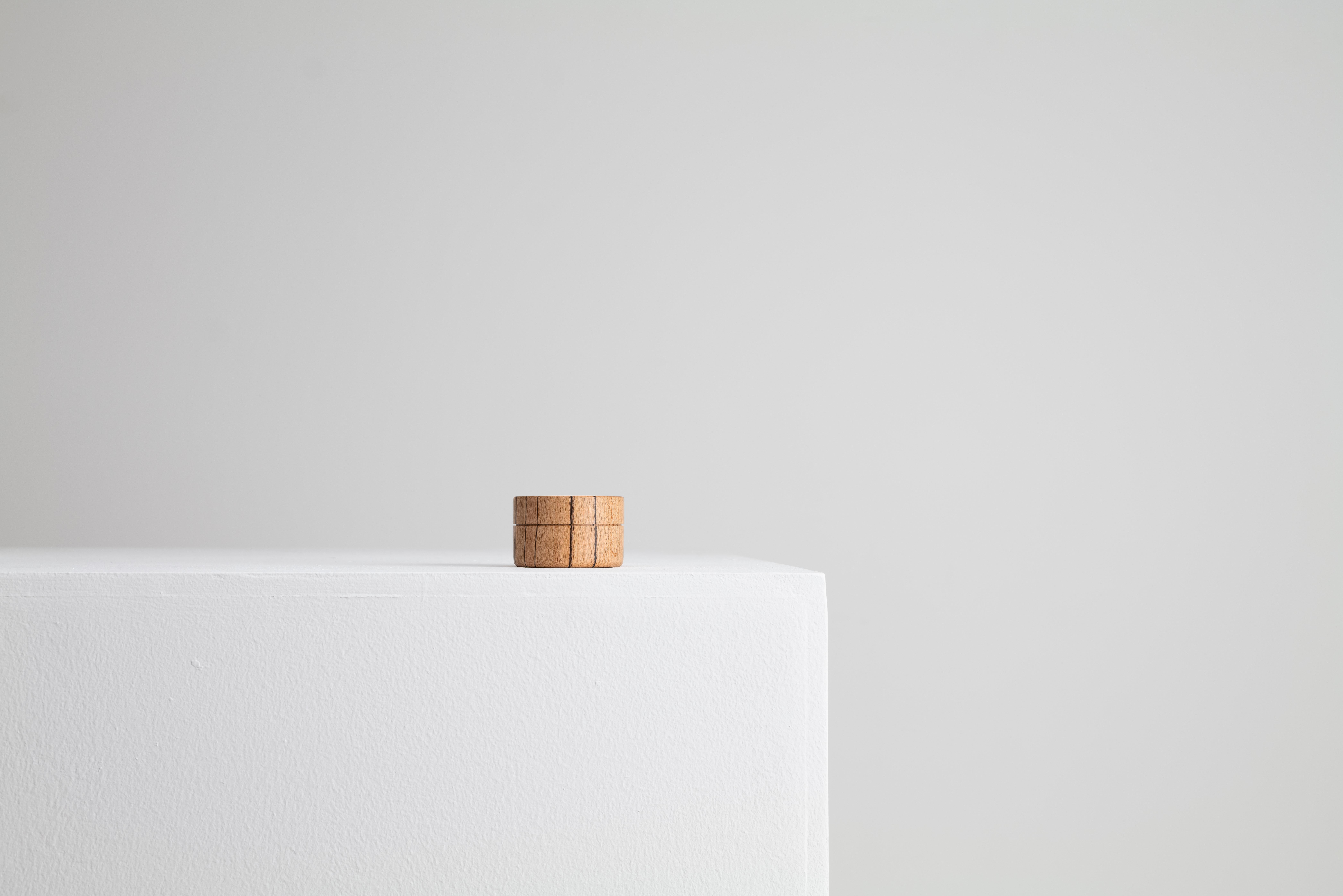 Minimalist Spalted Beech Box by Master Craftsman Ray Key 1990s trinket vase For Sale