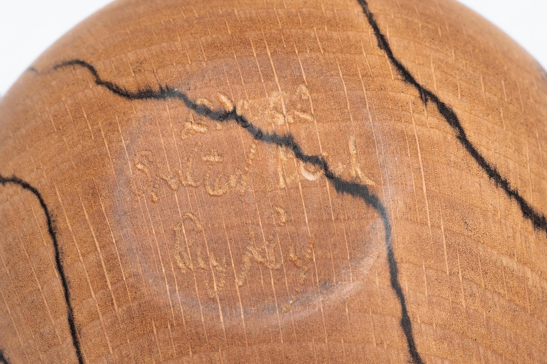 20th Century Spalted Beech Box by Master Craftsman Ray Key 1990s trinket vase For Sale