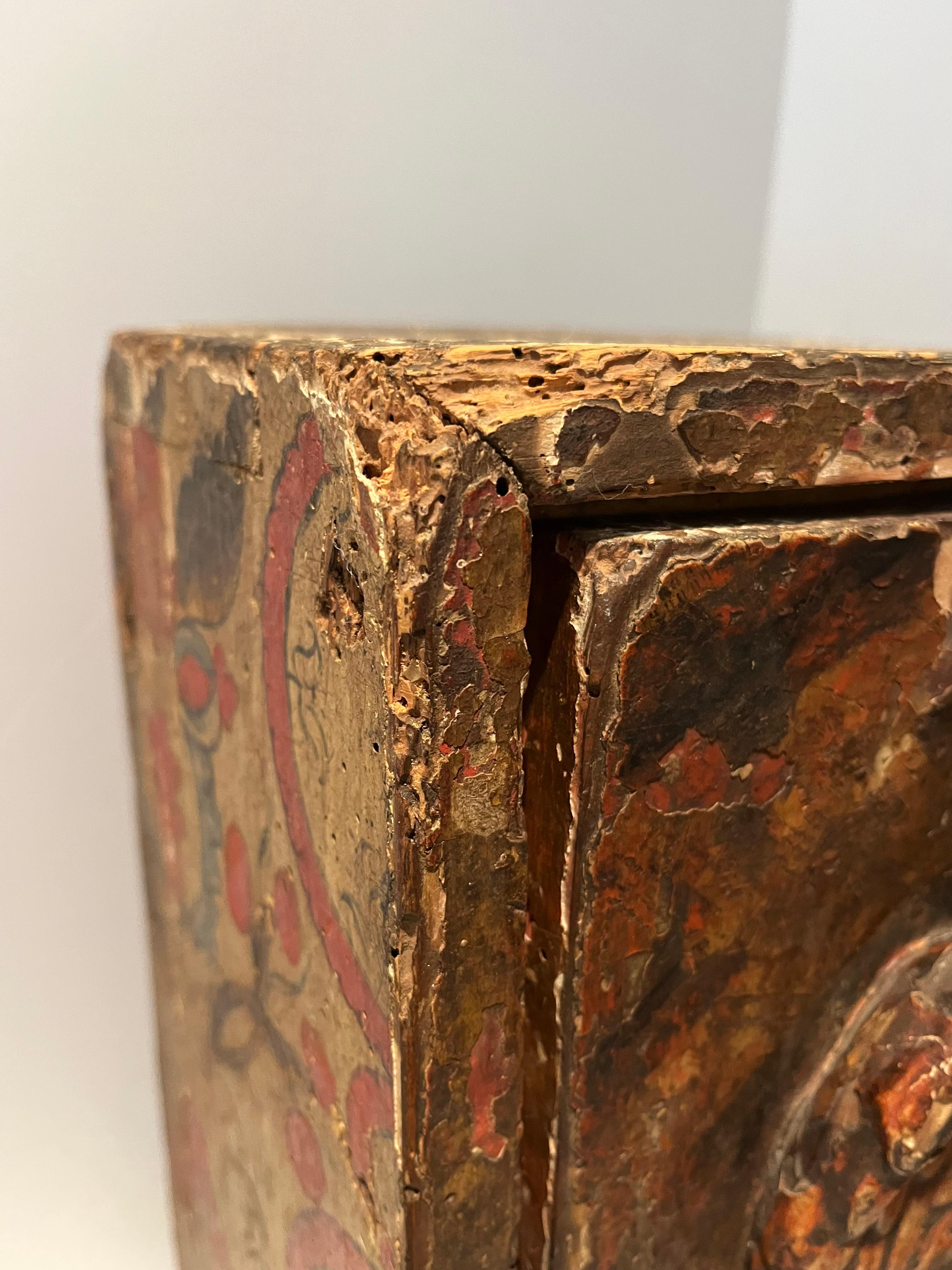 Tabernacle en bois de la Renaissance espagnole du C.I.C., Le Pélican dans sa piété. en vente 3