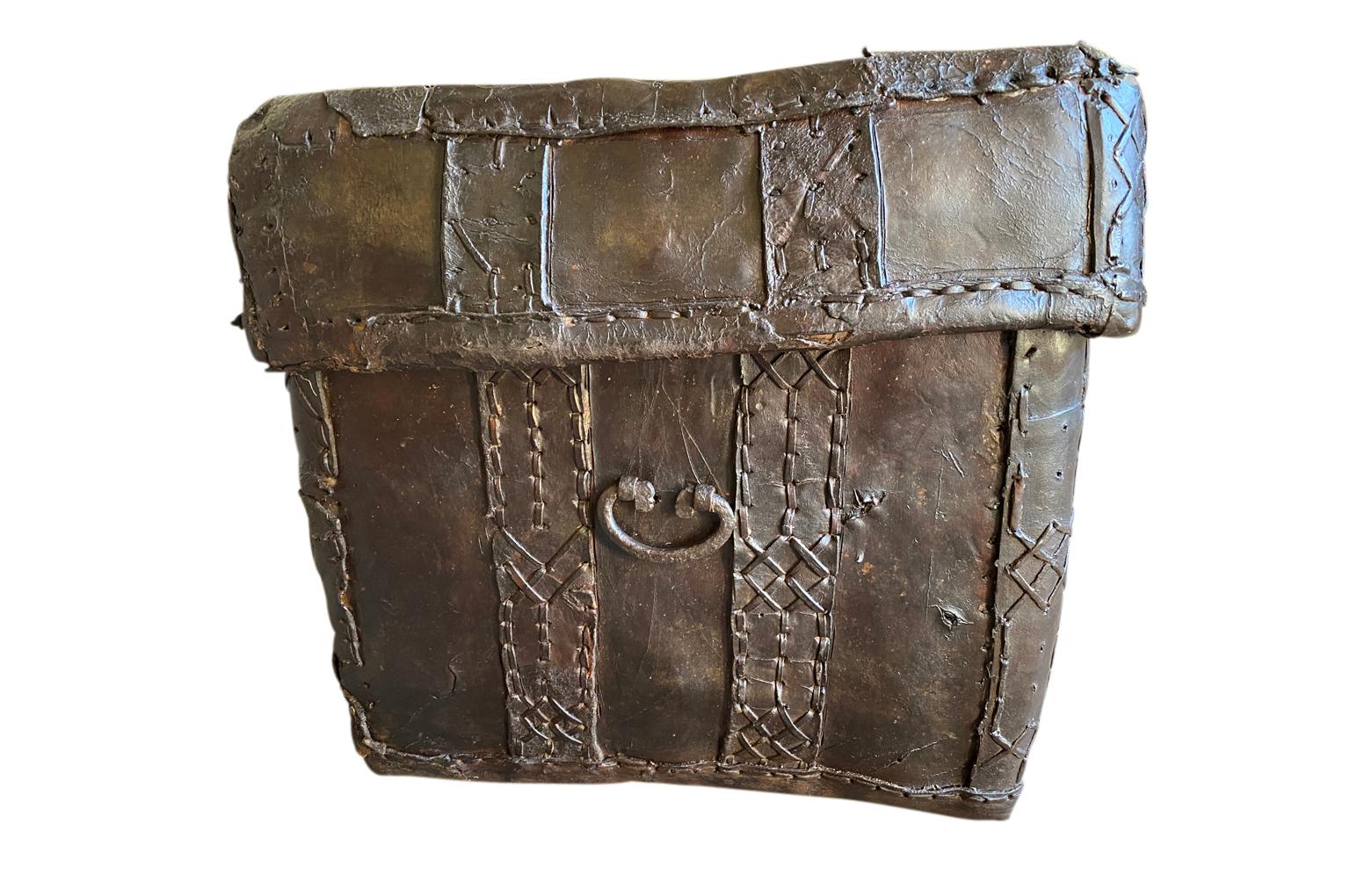 Spanish 16th Century Leather Malle, Trunk In Good Condition In Round Top, TX