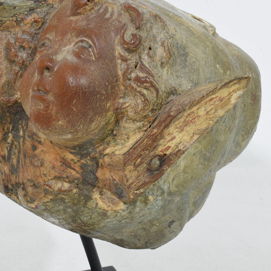 Español 17/ Siglo XVIII Tallado a Mano  Grupo de cabezas de ángeles alados barrocos en venta 6