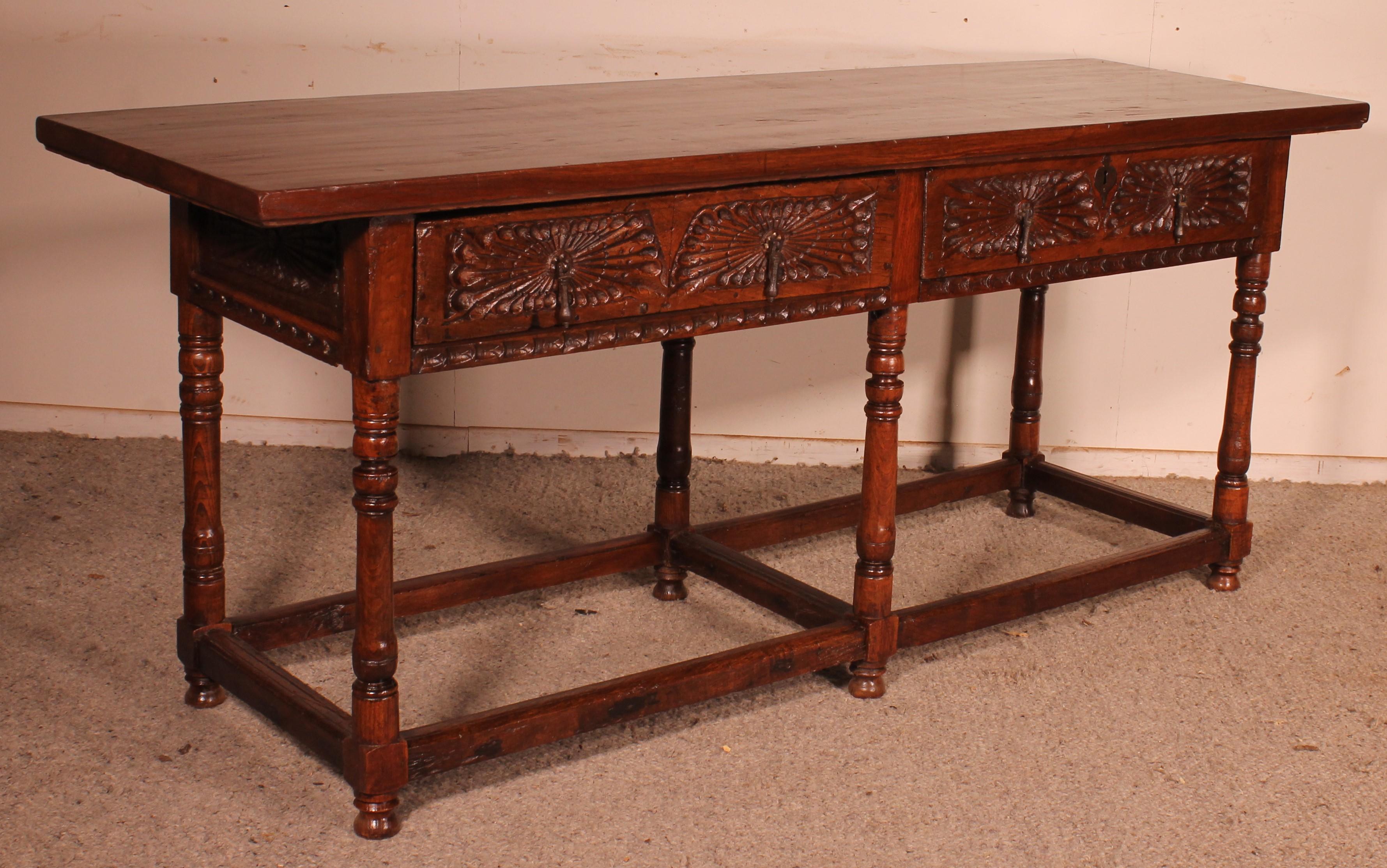 Spanish 17 Century Console With 6 Feet For Sale 3