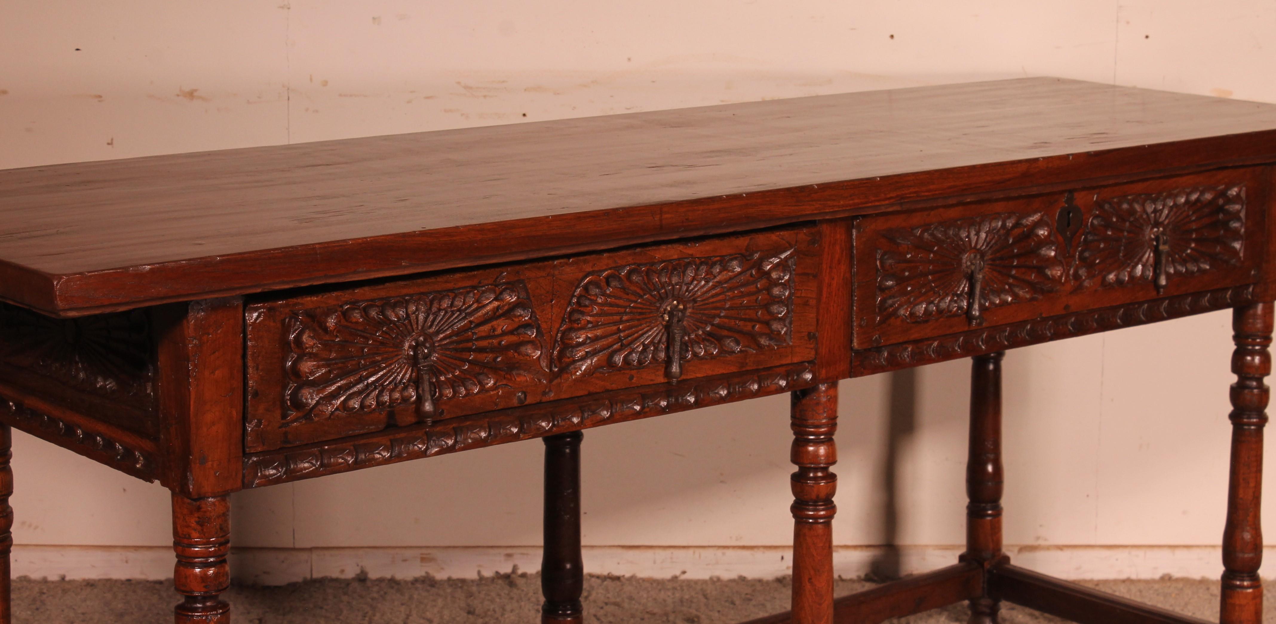 Spanish 17 Century Console With 6 Feet For Sale 4