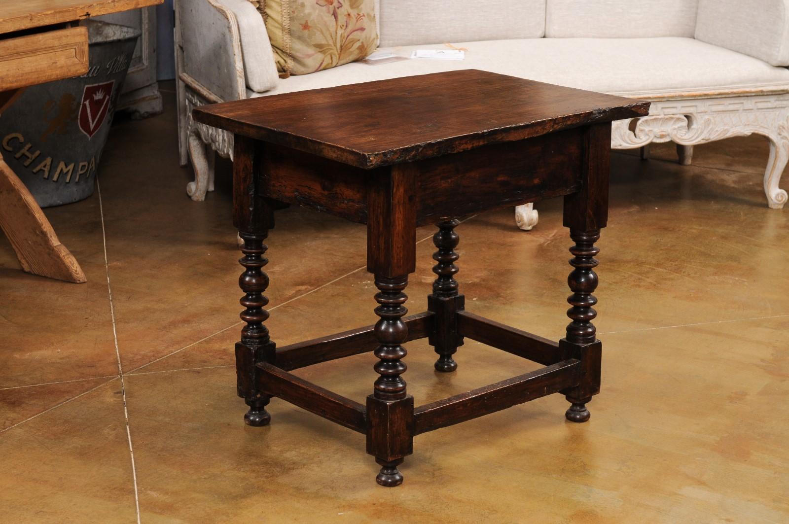 Spanish 1770s Walnut Side Table with Spool Legs and Rosettes Carved Drawer For Sale 7