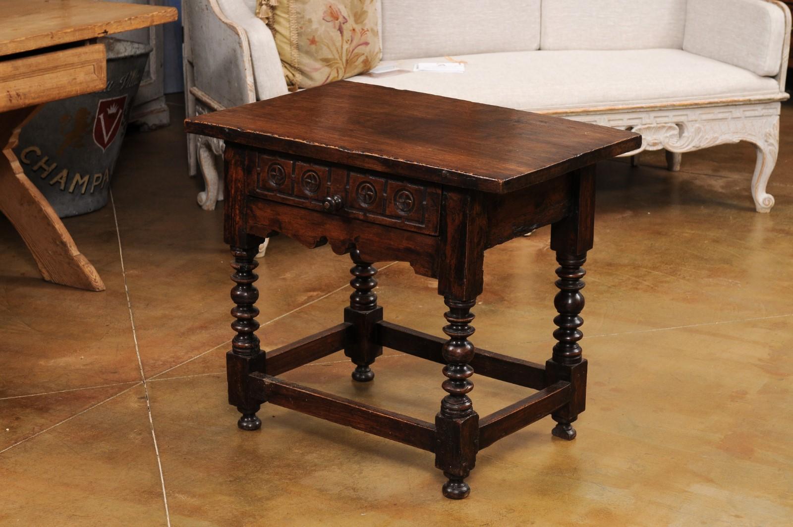 Spanish 1770s Walnut Side Table with Spool Legs and Rosettes Carved Drawer For Sale 9