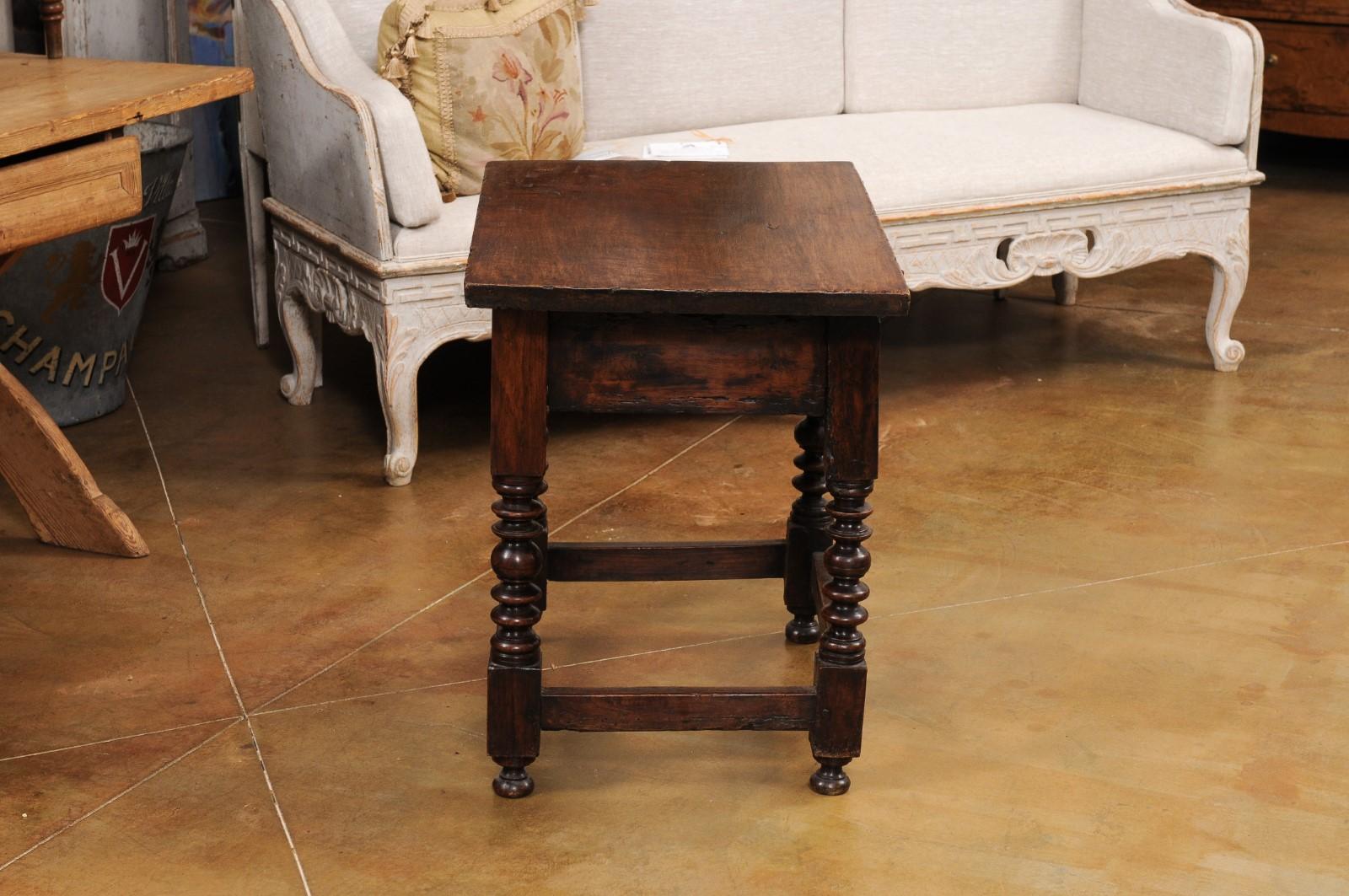 Spanish 1770s Walnut Side Table with Spool Legs and Rosettes Carved Drawer For Sale 4