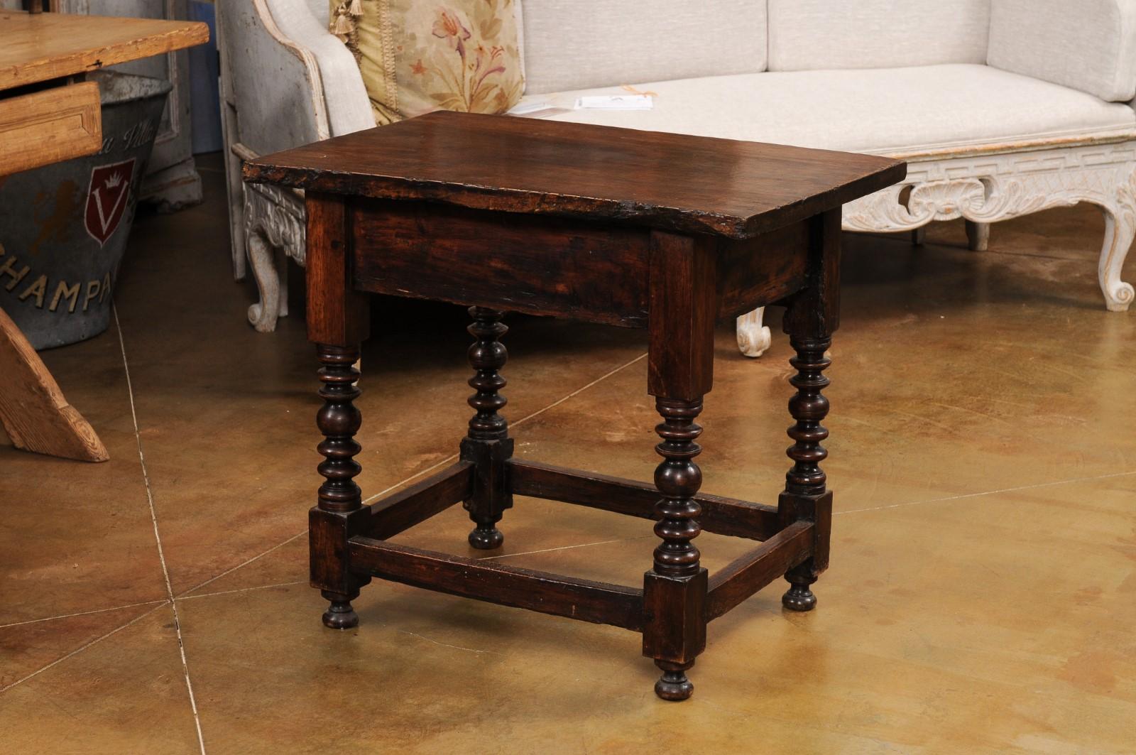 Spanish 1770s Walnut Side Table with Spool Legs and Rosettes Carved Drawer For Sale 5