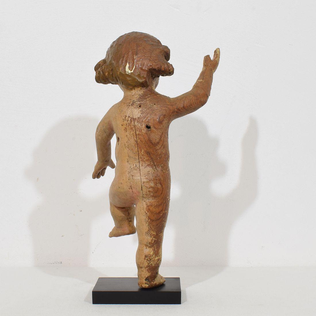 Intagliato a mano Angelo barocco spagnolo del XVII/XVIII secolo intagliato a mano in legno in vendita