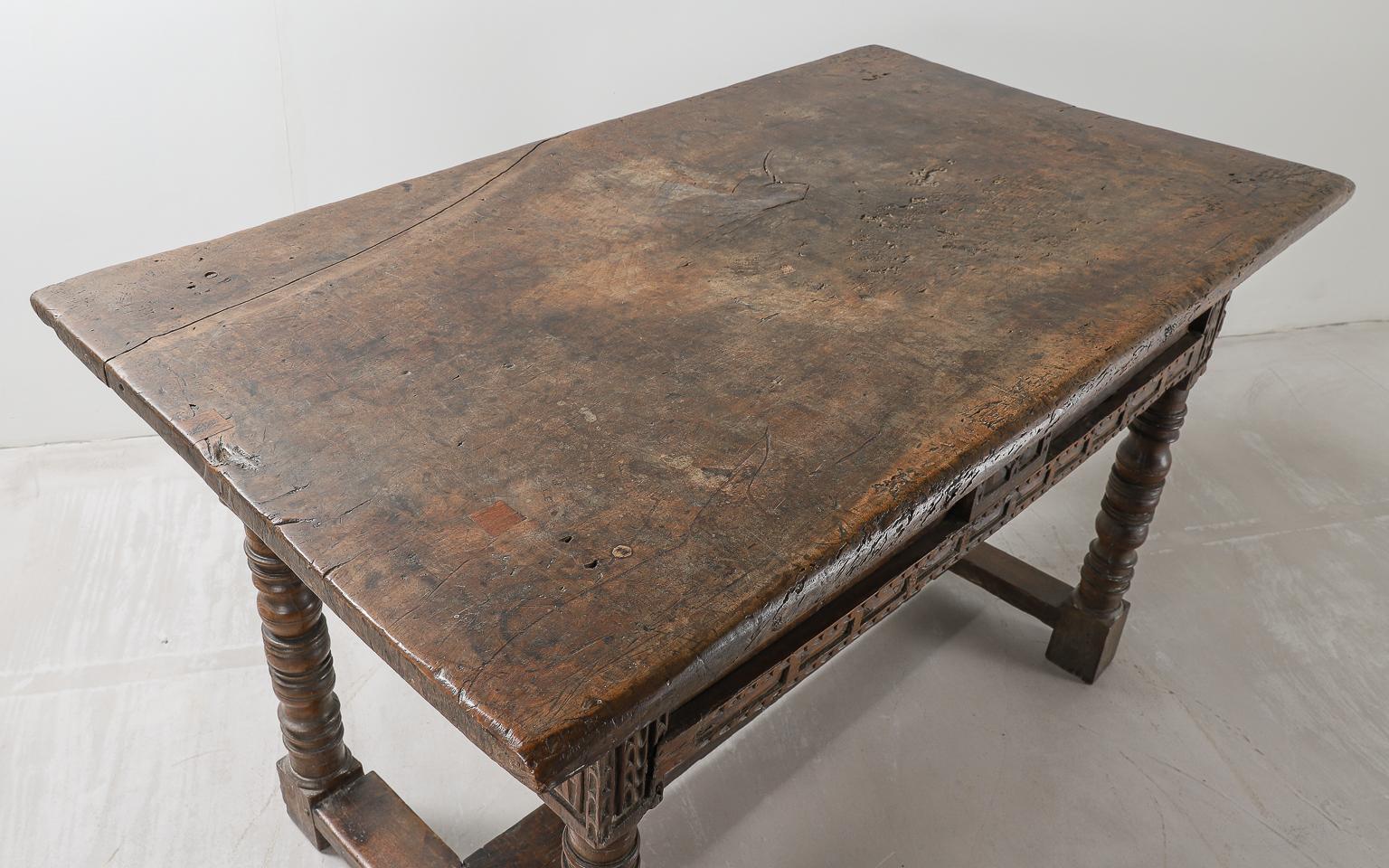 Spanish 17th Century Carved Desk For Sale 3
