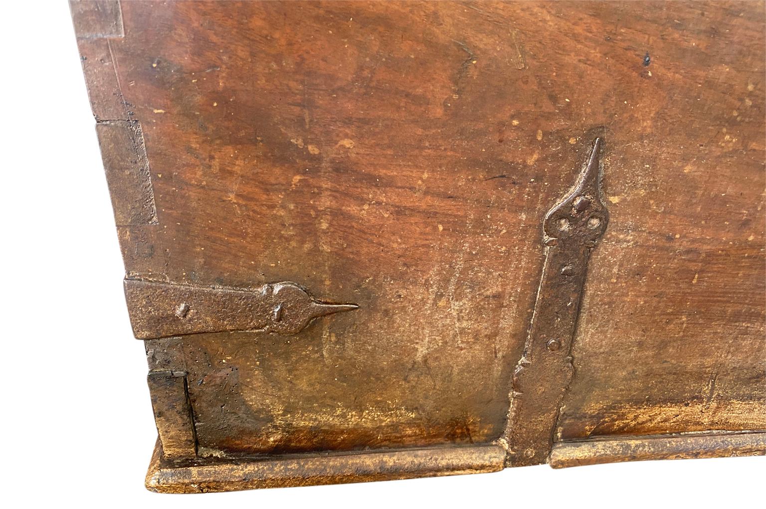 Spanish 17th Century Coffre, Trunk For Sale 6