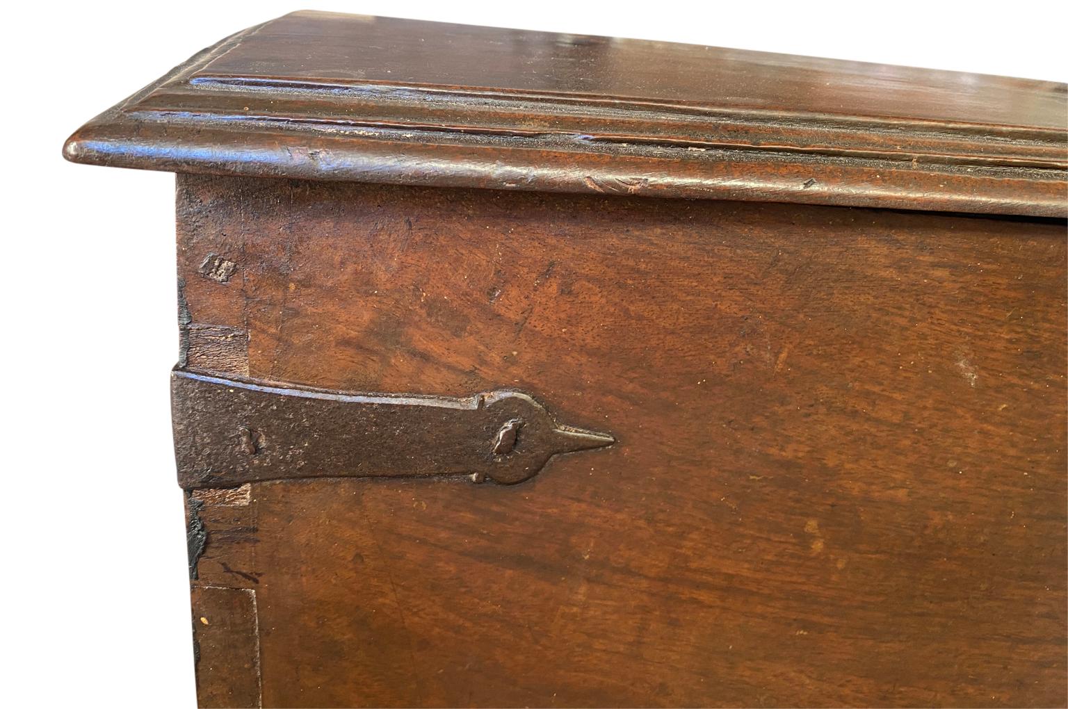 Spanish 17th Century Coffre, Trunk For Sale 4