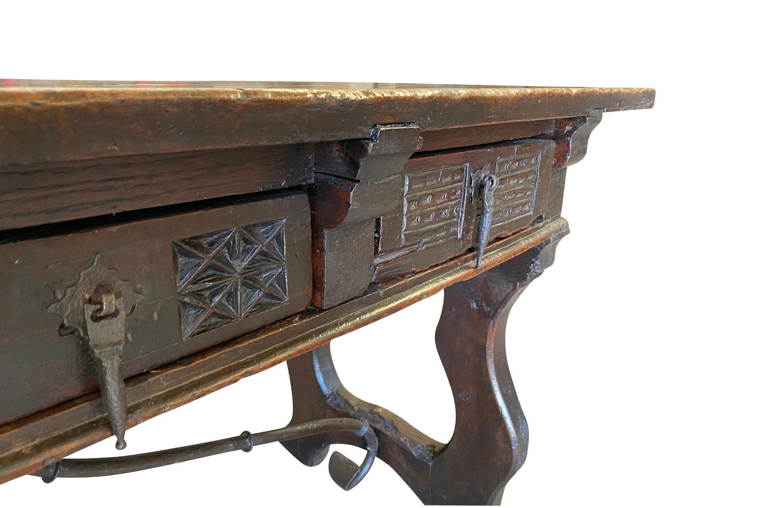 Spanish 17th Century Console Table For Sale 7