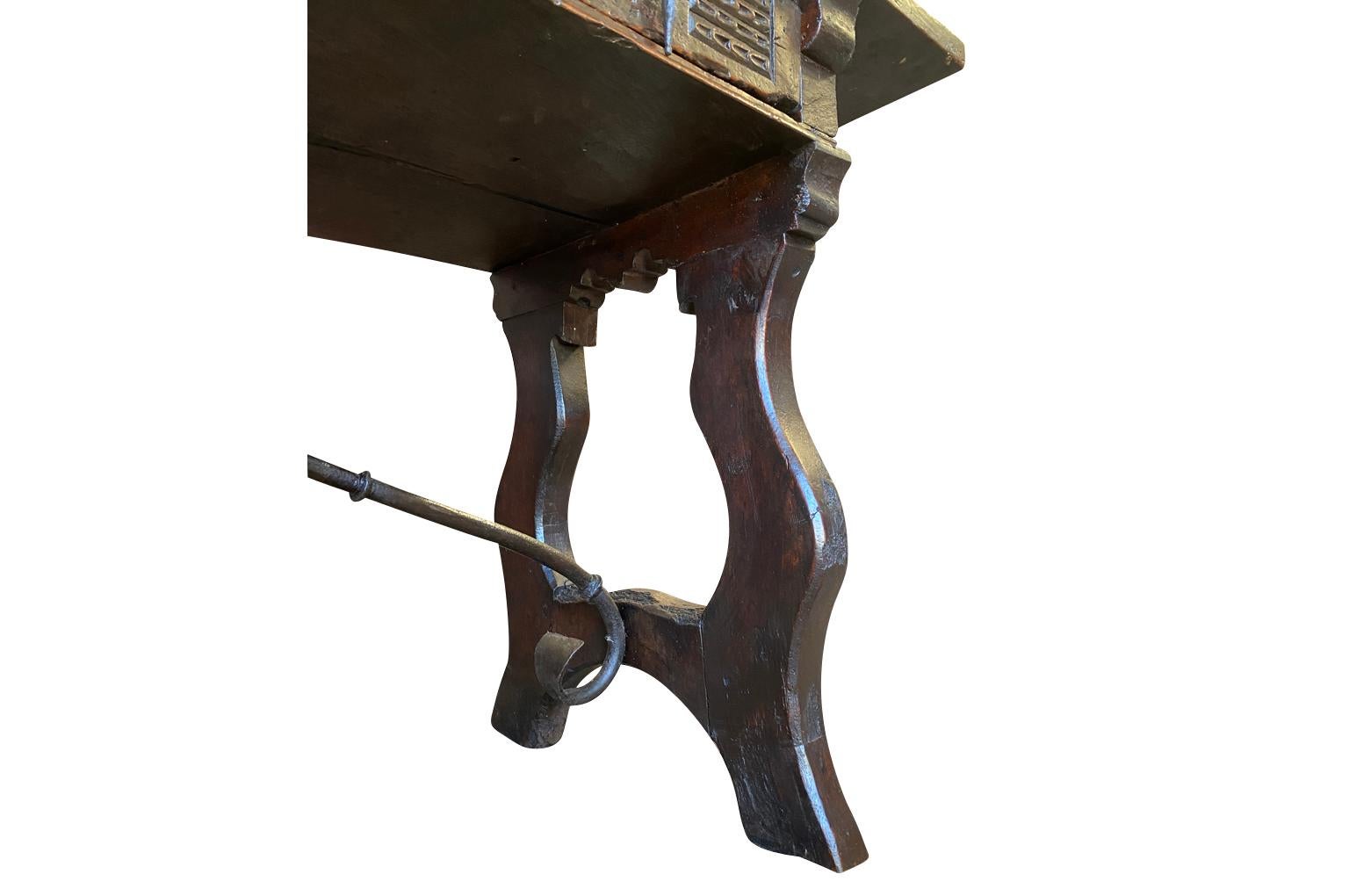 Spanish 17th Century Console Table For Sale 8