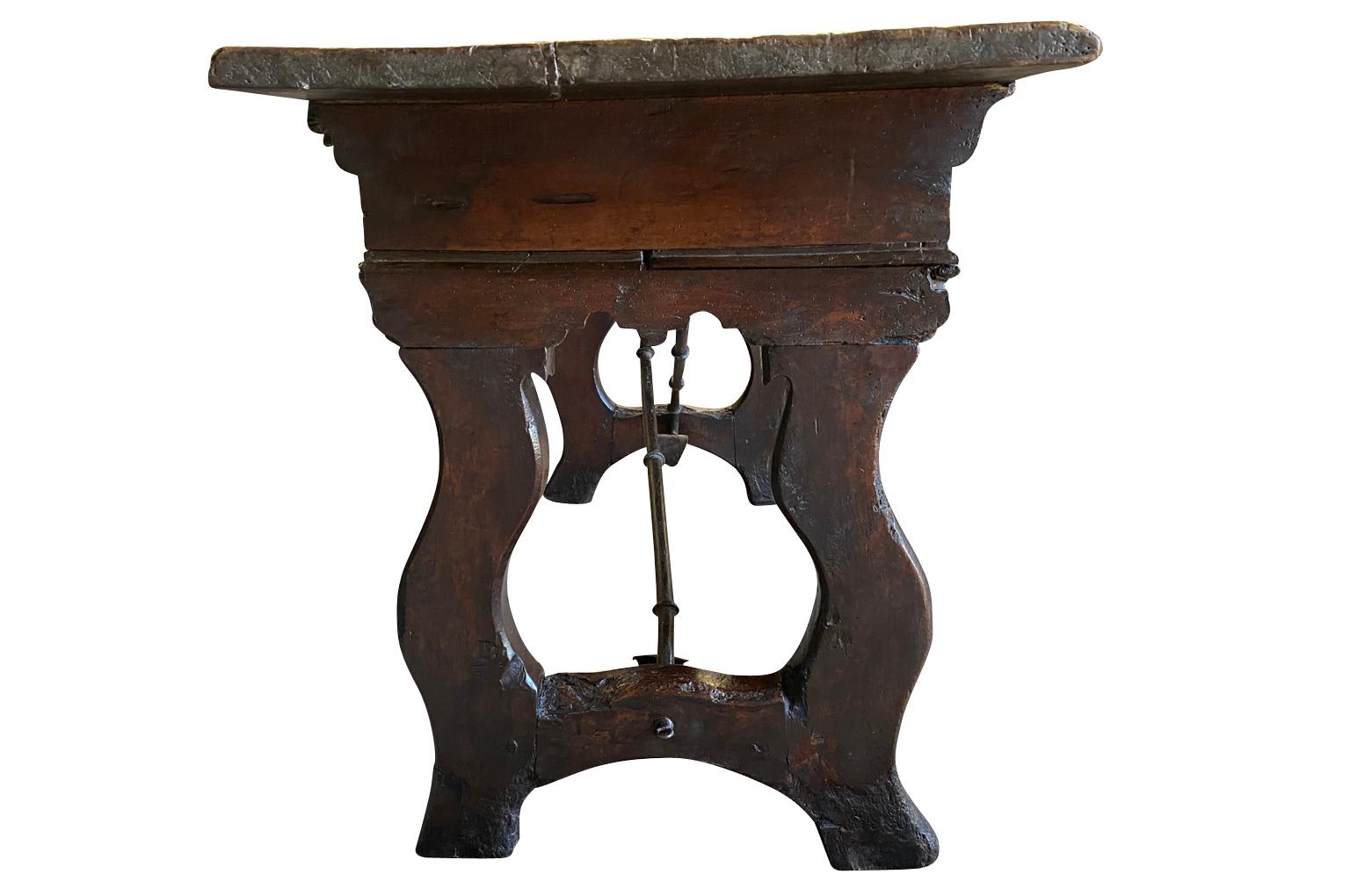 Walnut Spanish 17th Century Console Table For Sale