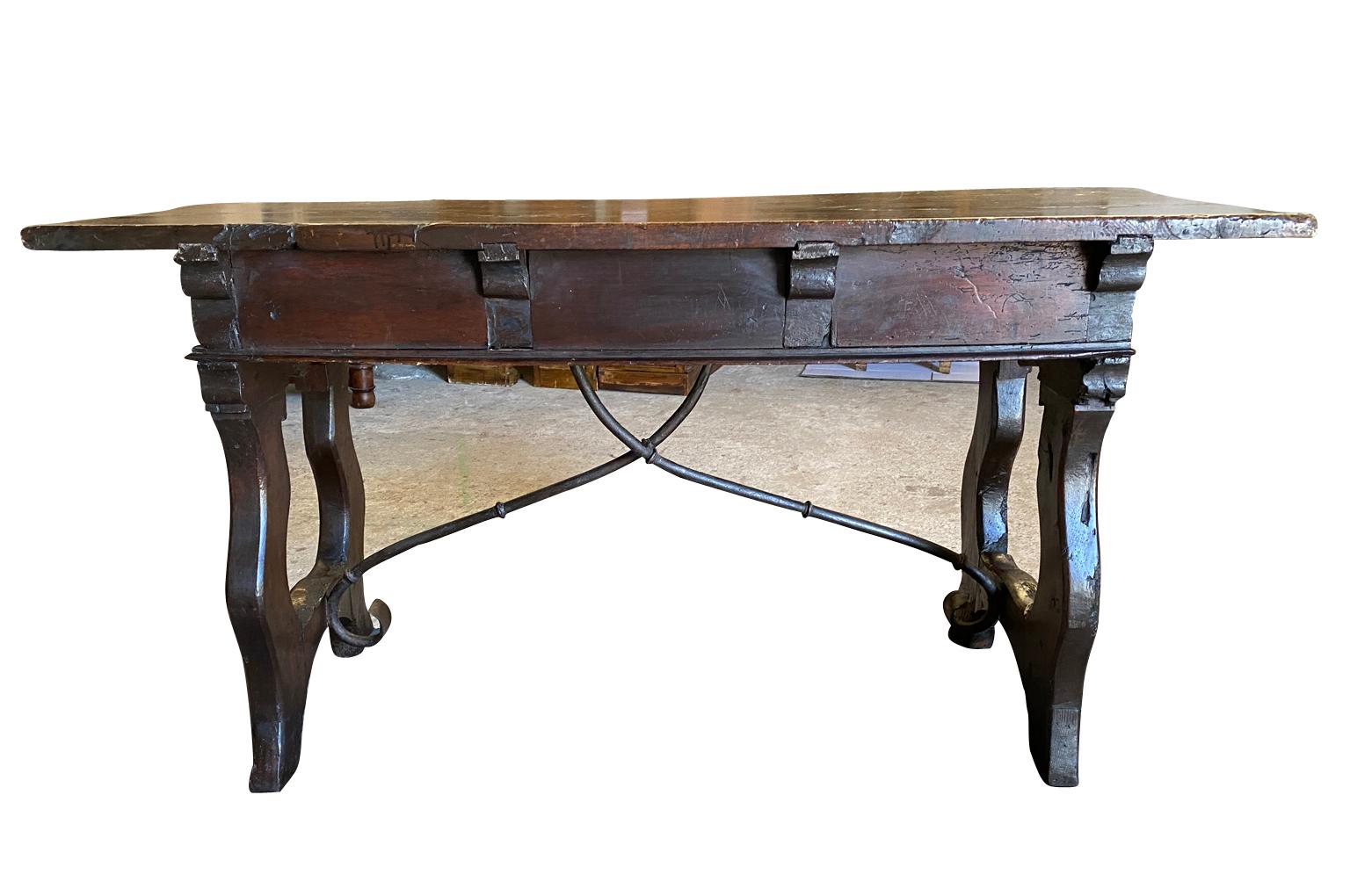 Spanish 17th Century Console Table For Sale 2