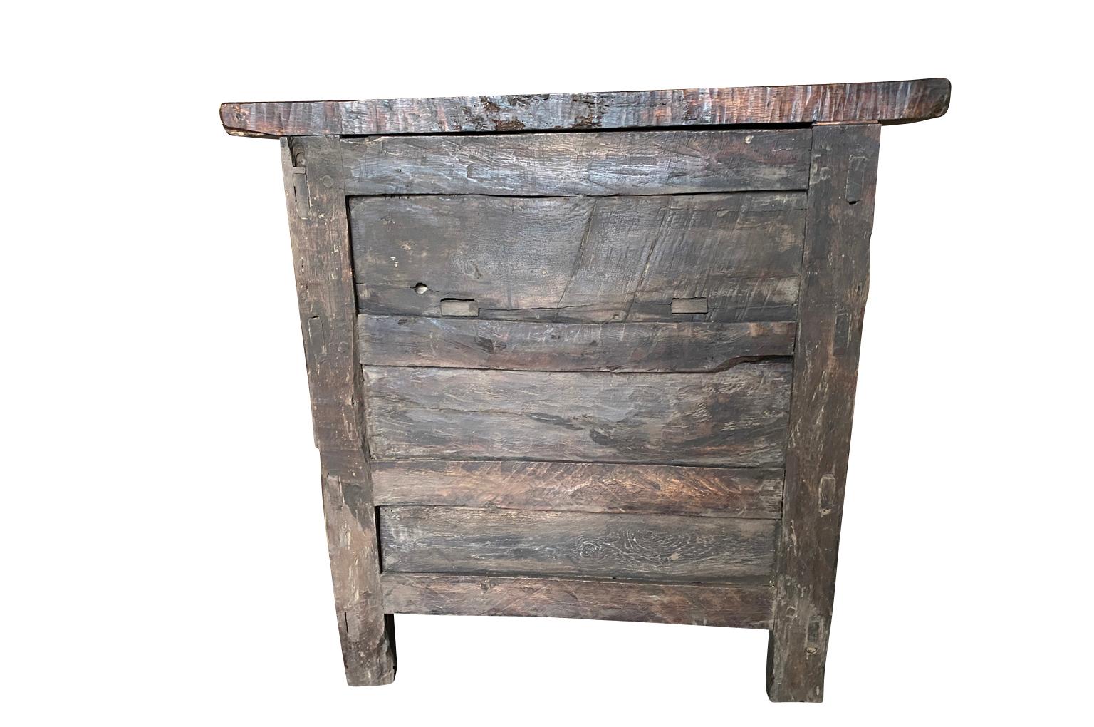 Spanish 17th Century Rustic Buffet For Sale 11