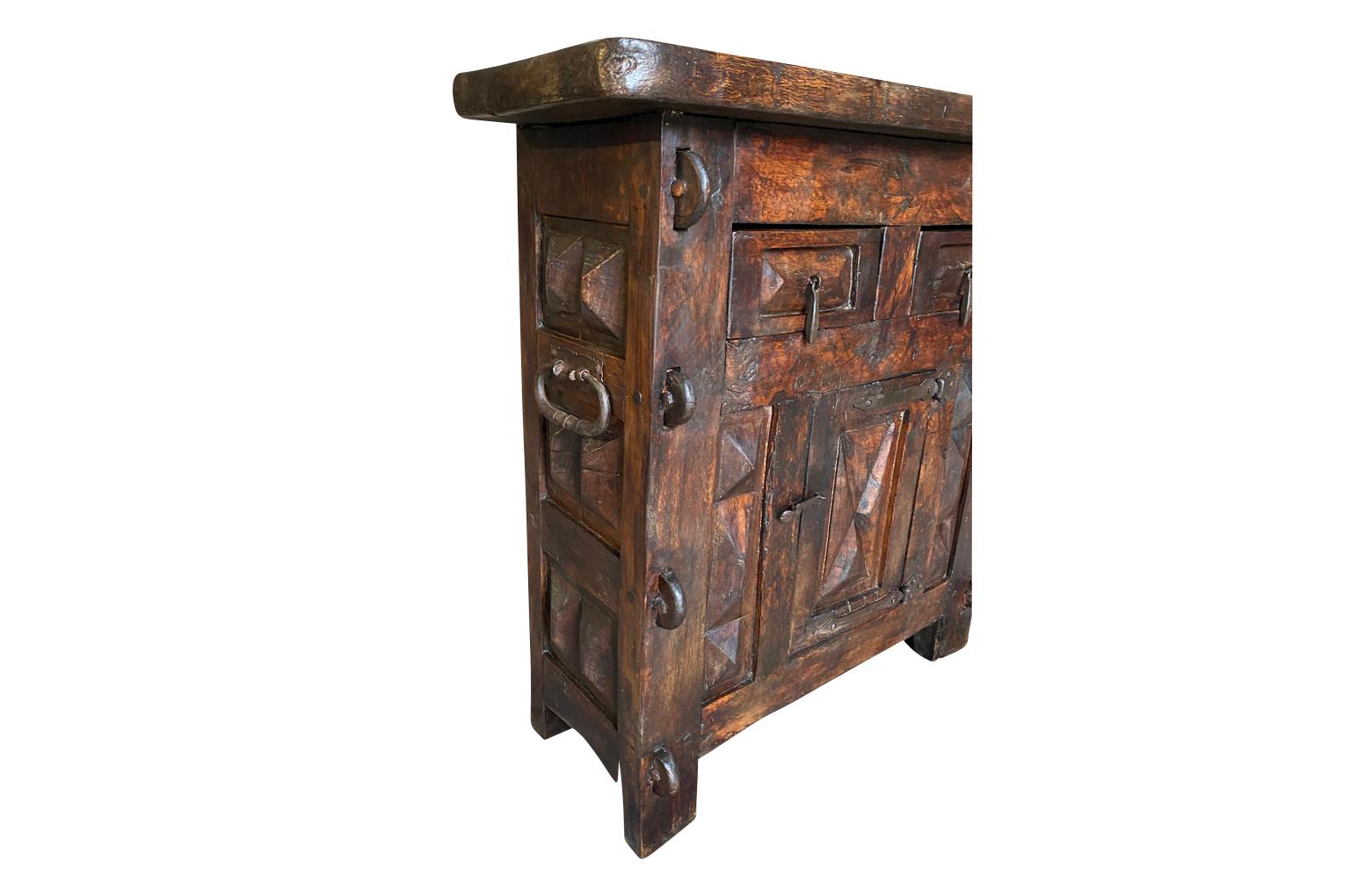 18th Century and Earlier Spanish 17th Century Rustic Buffet For Sale
