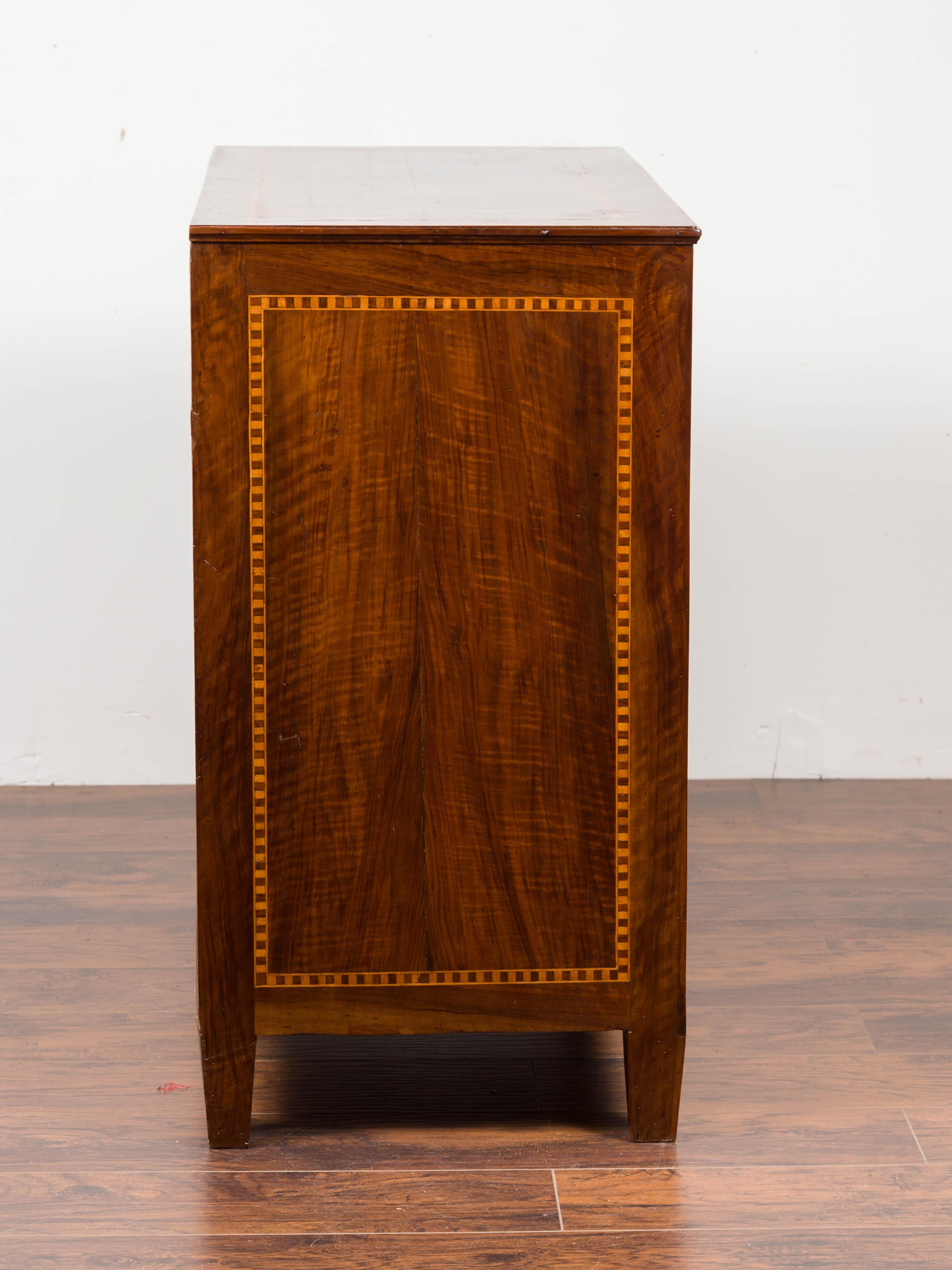 Spanish 1840s Walnut Four-Drawer Commode with Inlaid Geometric Banding 5