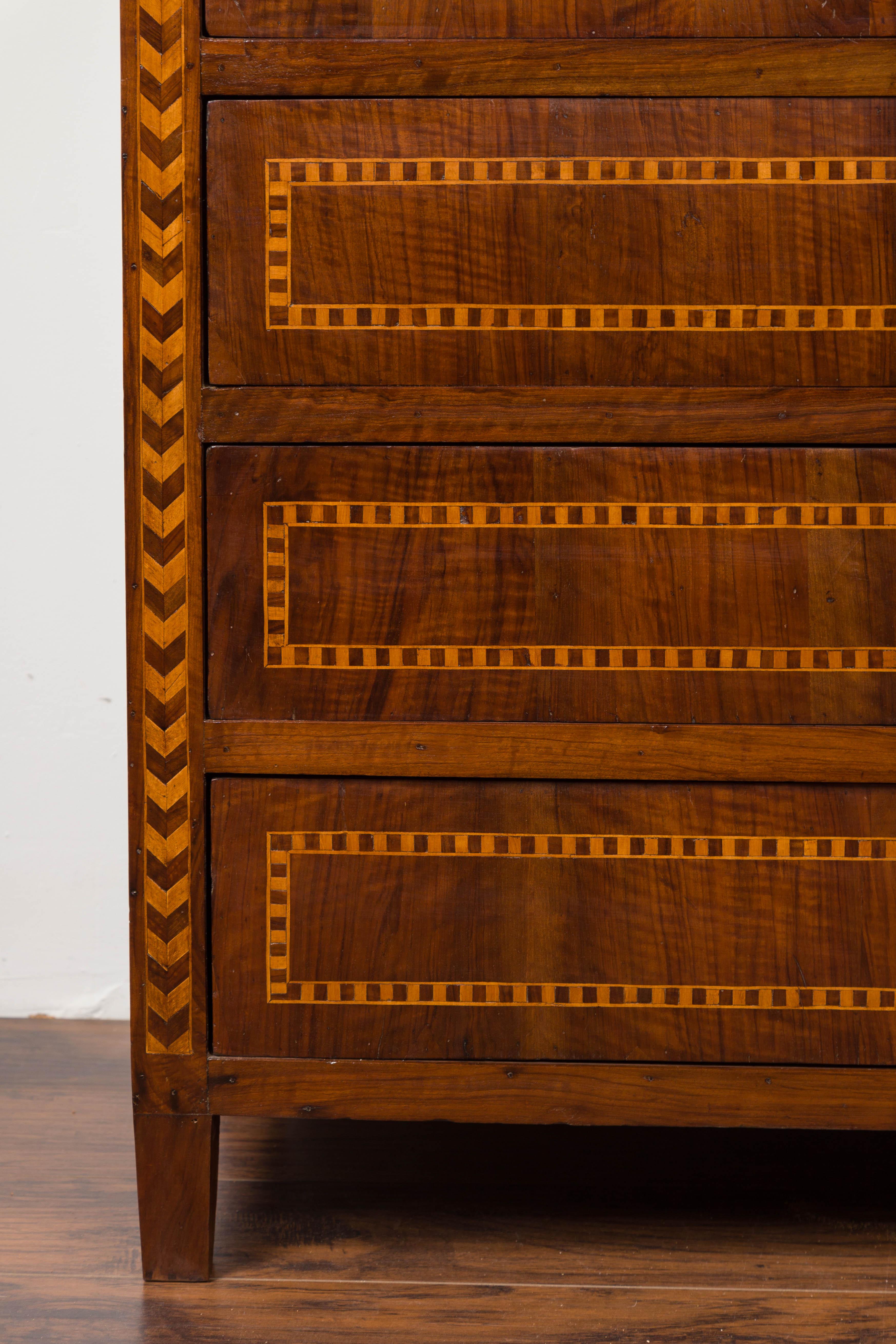 Spanish 1840s Walnut Four-Drawer Commode with Inlaid Geometric Banding 3