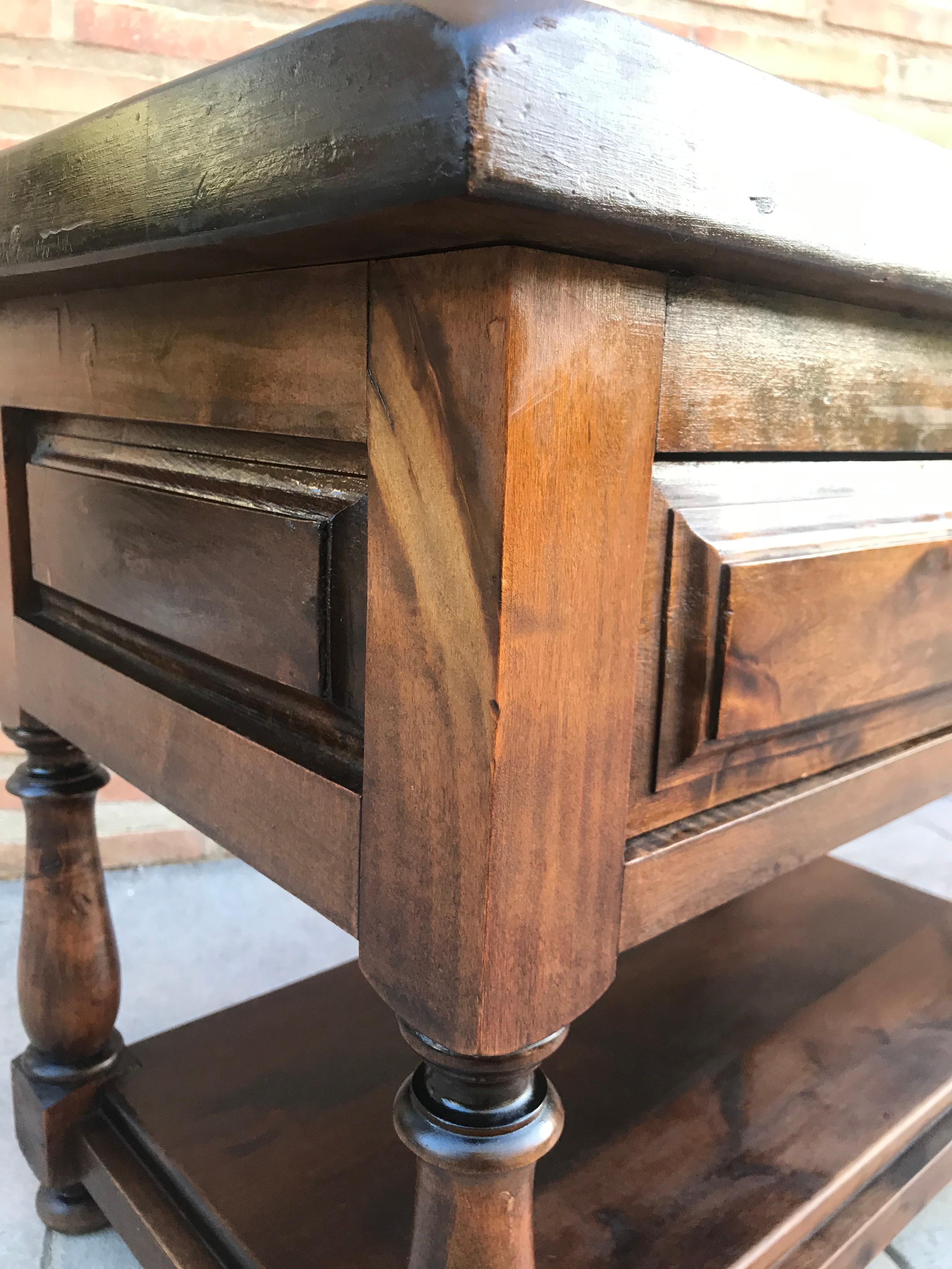 Spanish 1880s Walnut Side Table with Drawer and Iron Stretcher 3