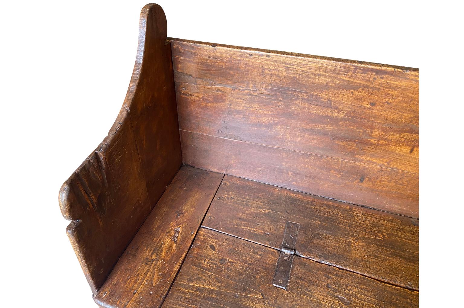 Spanish 18th Century Bench - Trunk For Sale 8