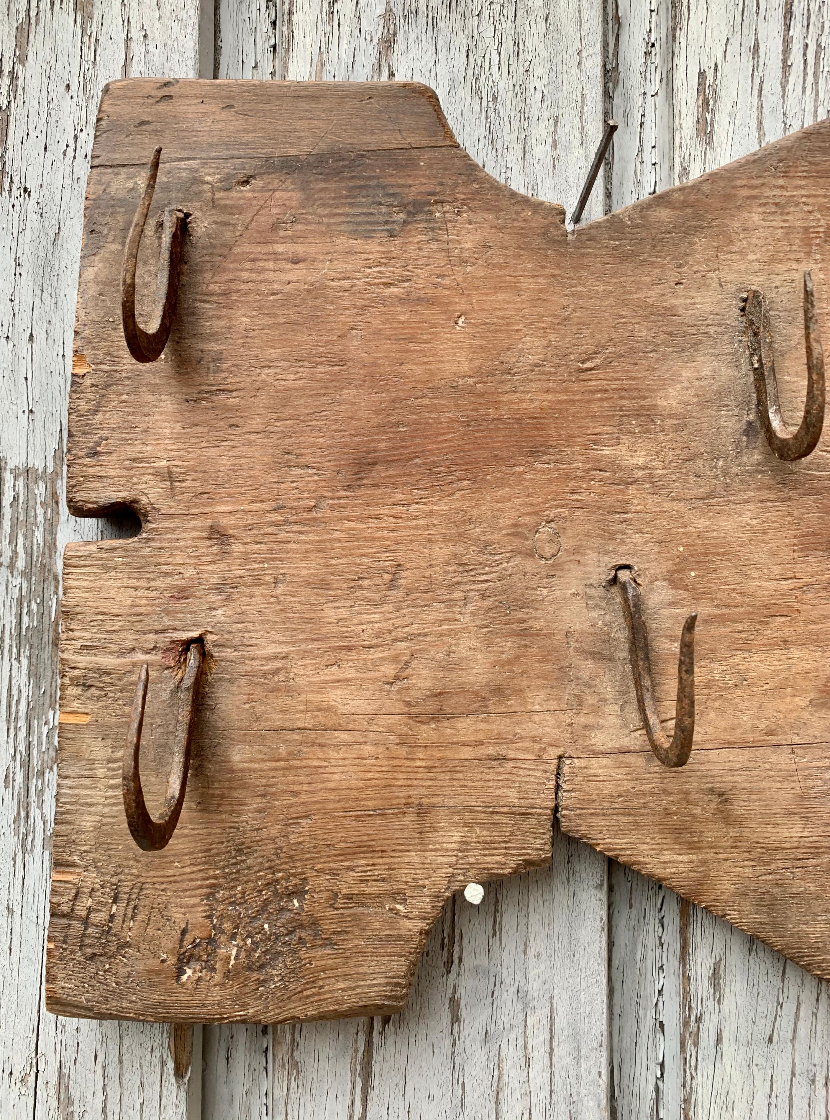 Spanish 18th Century Butcher Wall Shelf in Old Patina 1