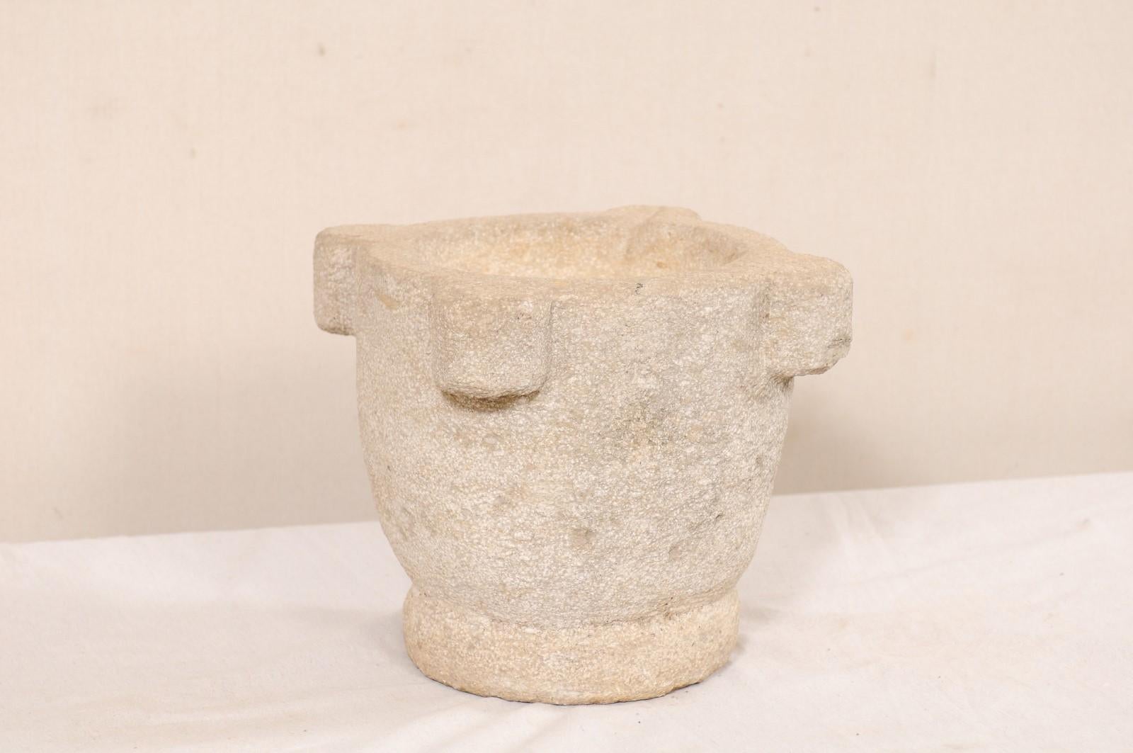 Spanish 18th Century Carved Stone Mortar In Good Condition In Atlanta, GA