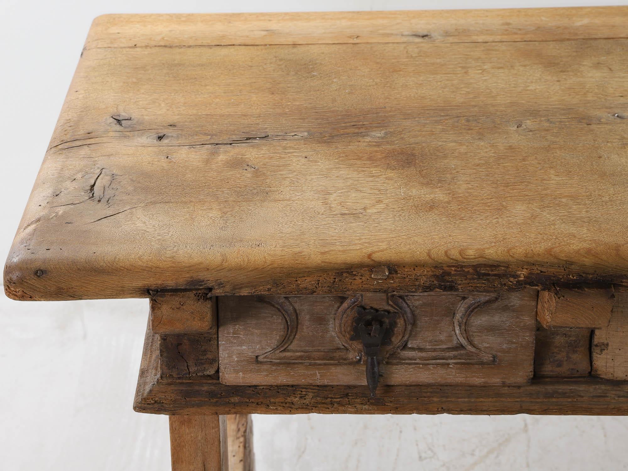 Spanish 18th Century Carved Walnut Table For Sale 4