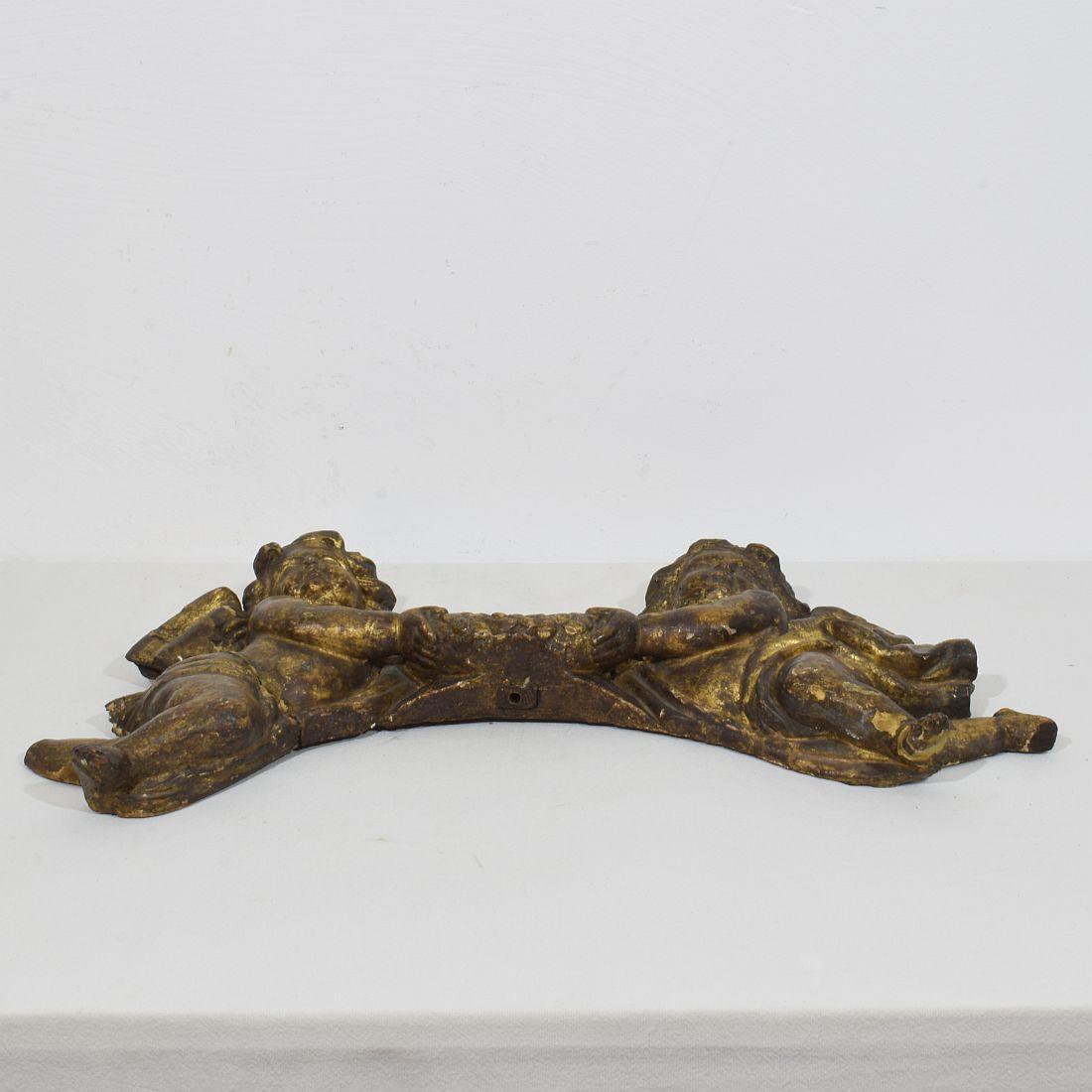 Spanischer geschnitzter Barockengel aus dem 18.  Fragment im Angebot 14