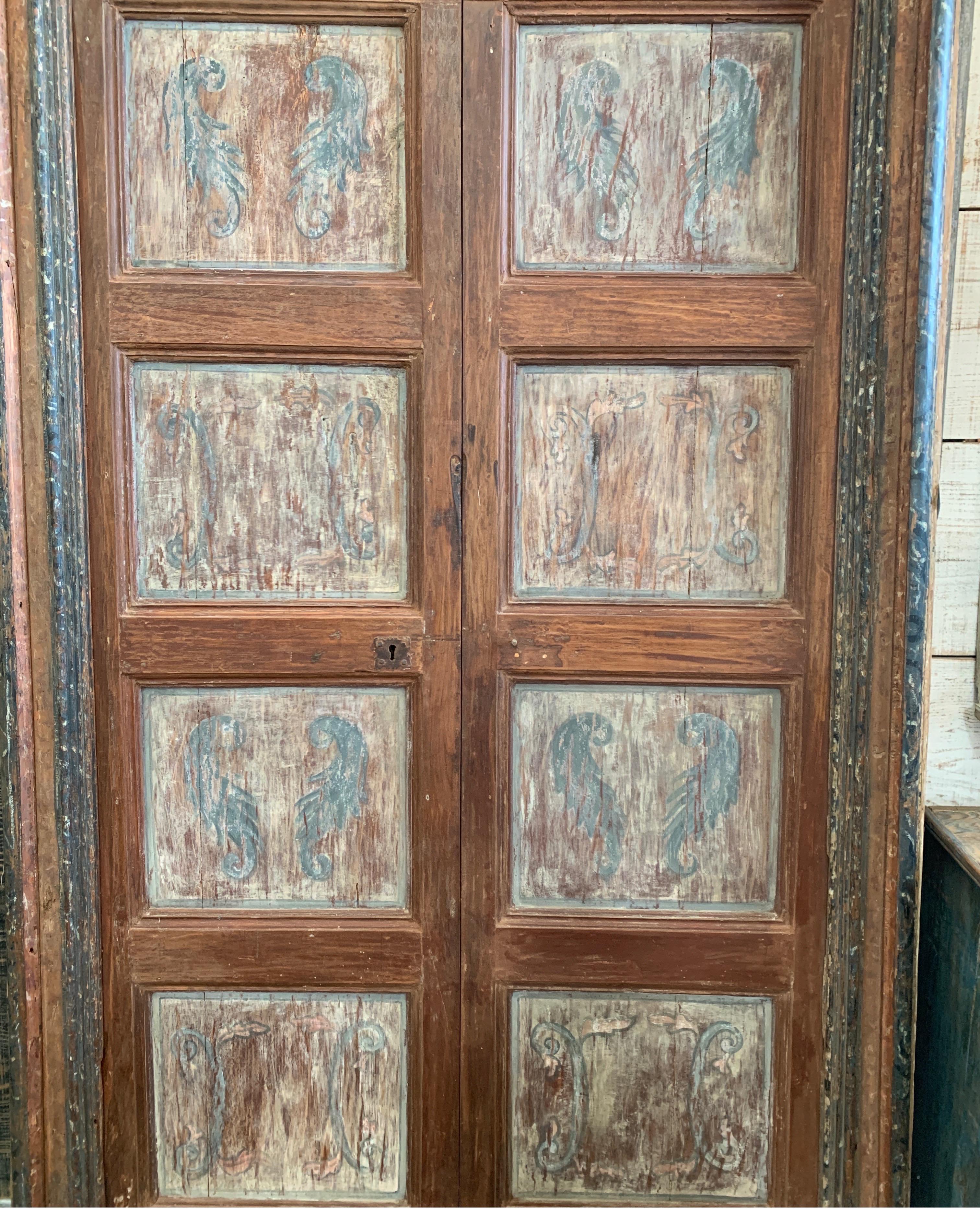 Spanish 18th Century Doors with Polychromed Painted Surround with Blue For Sale 8