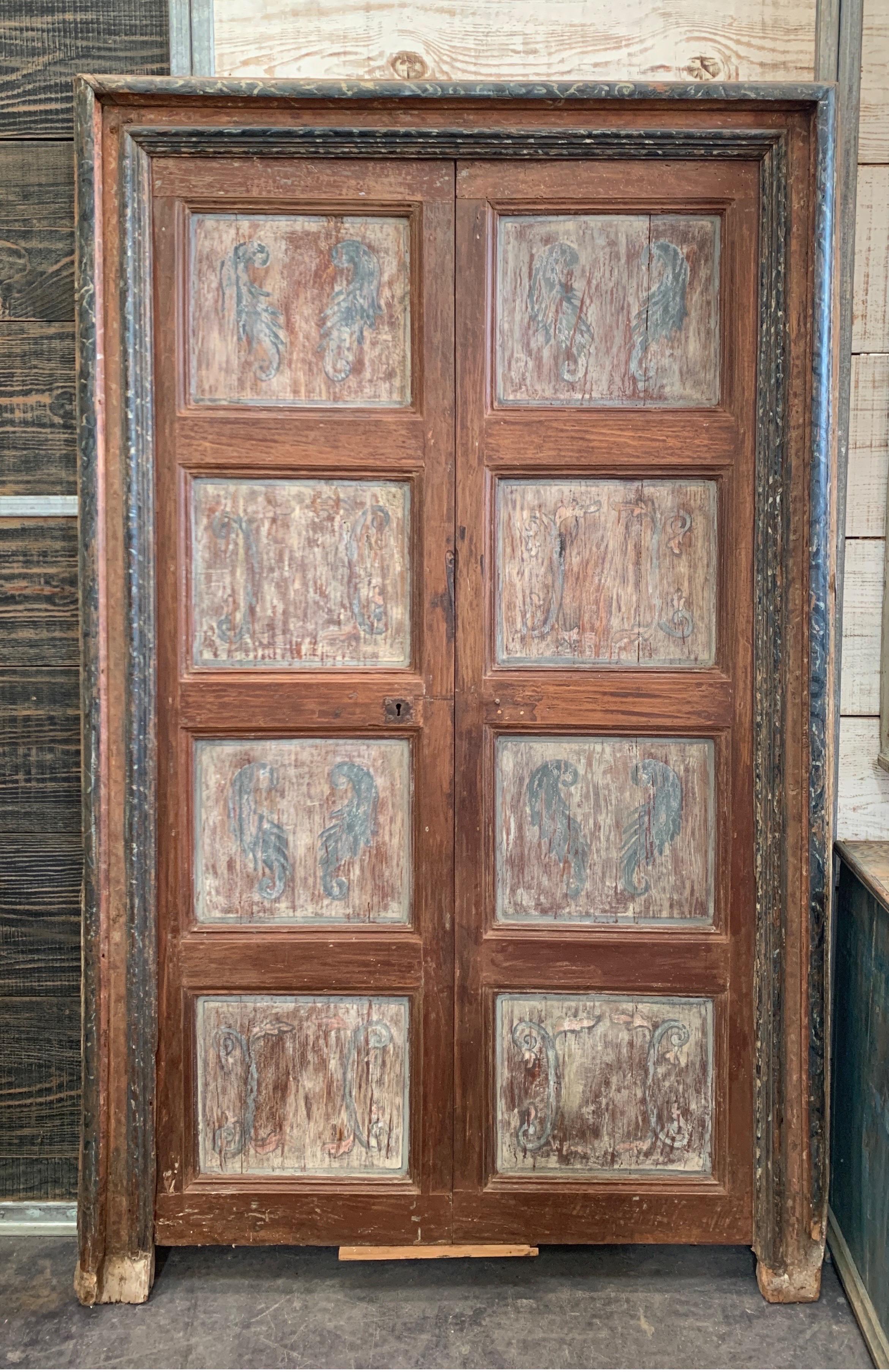 Spanish 18th Century Doors with Polychromed Painted Surround with Blue For Sale 10