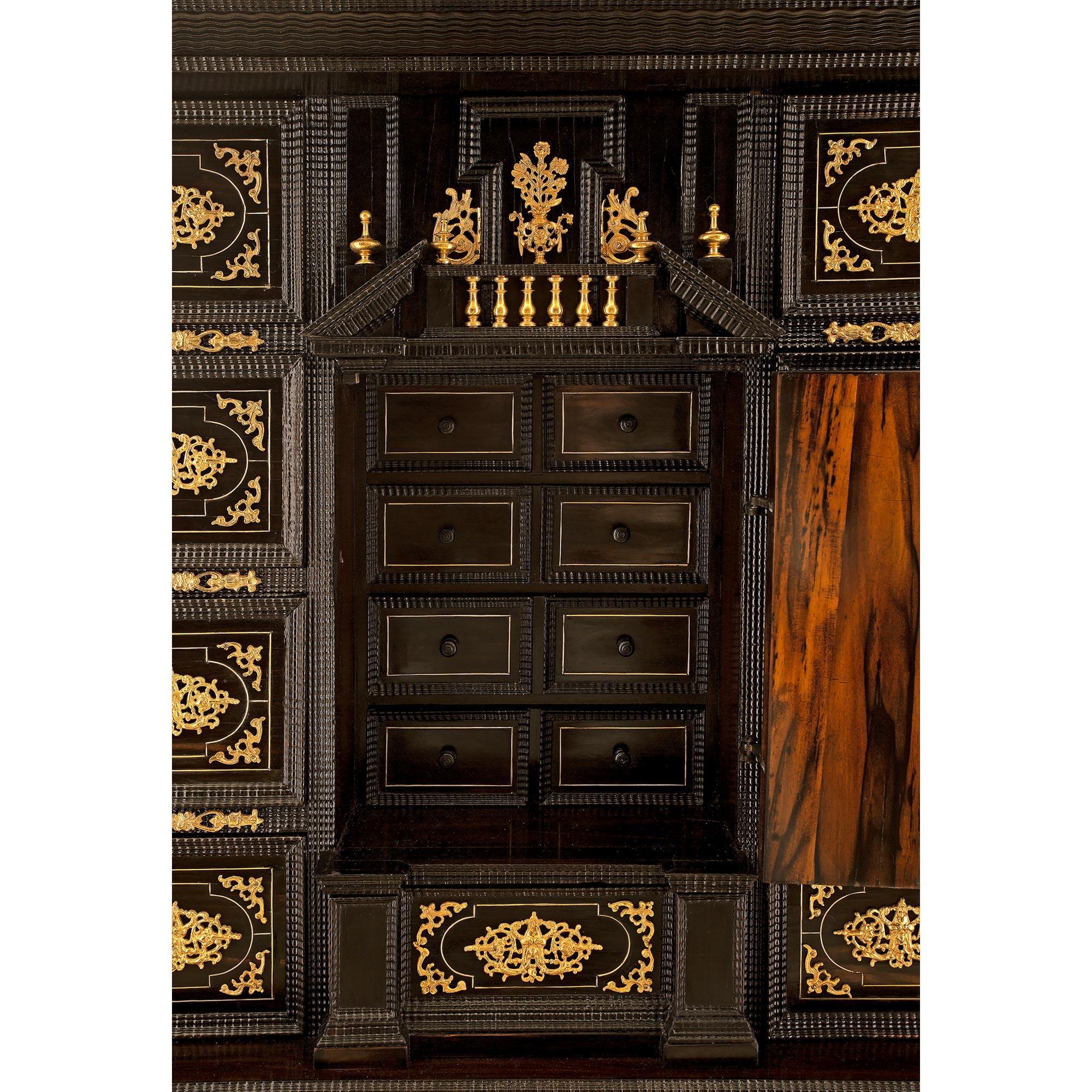 Spanish 18th Century Fruitwood, Rosewood and Ormolu Specimen Cabinet For Sale 5