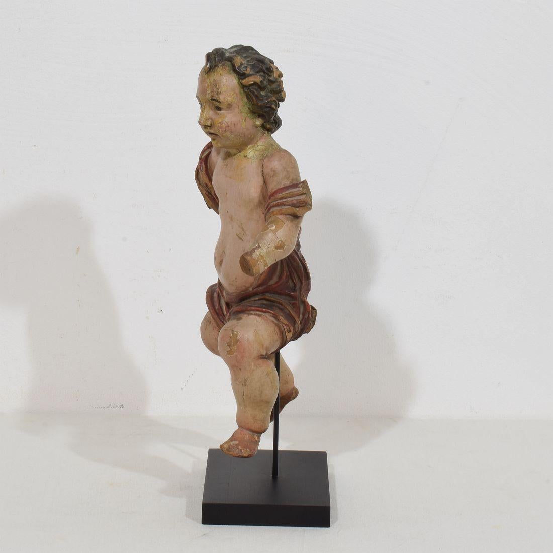 Angelo barocco spagnolo in legno intagliato a mano del XVIII secolo In condizioni buone in vendita a Buisson, FR