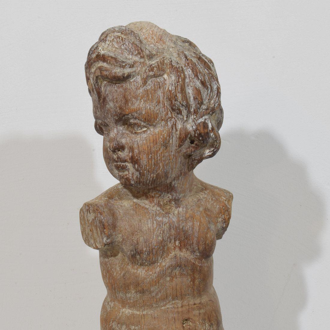 Fino al XVIII secolo Angelo barocco spagnolo in legno intagliato a mano del XVIII secolo in vendita