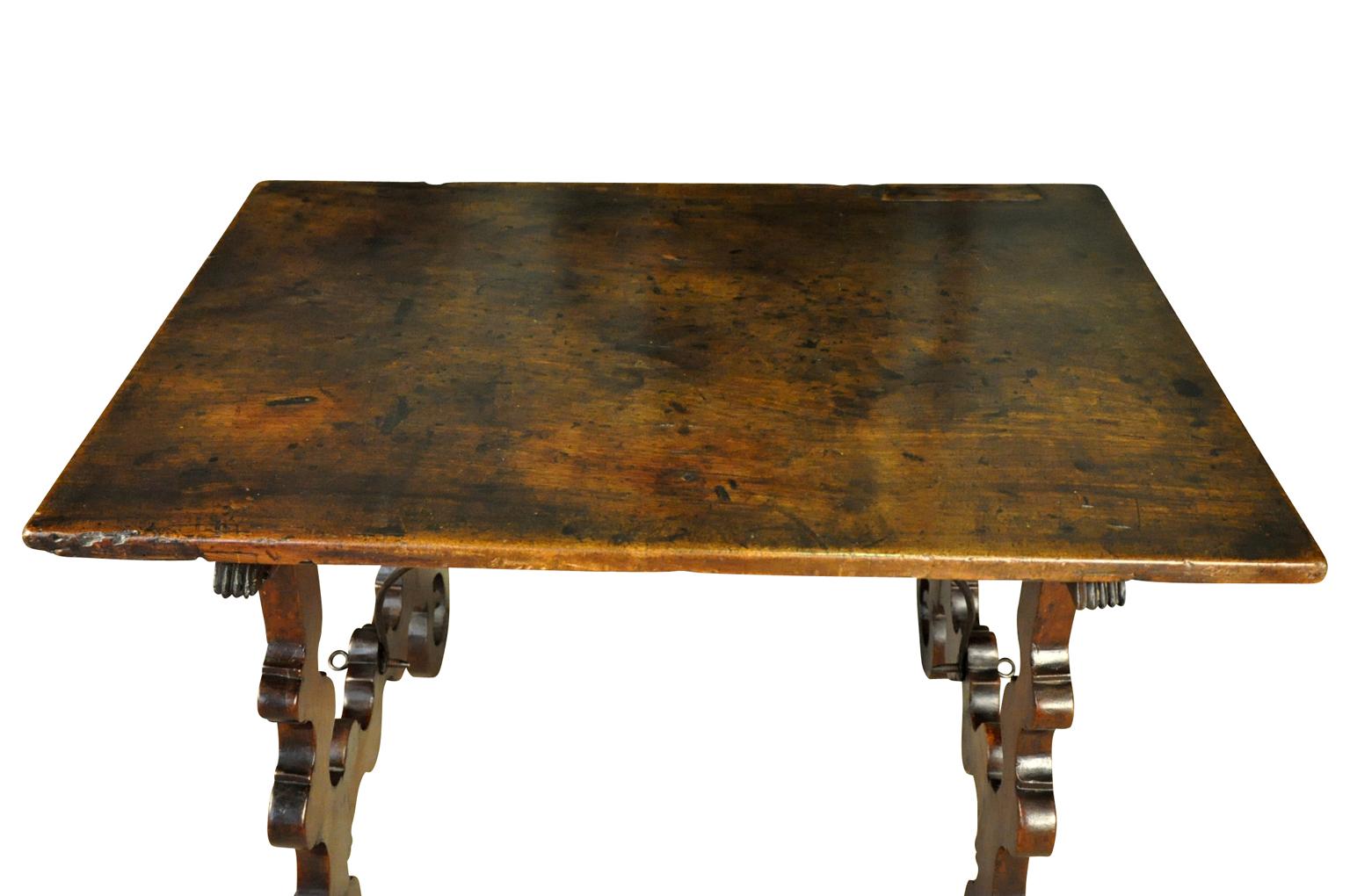 Spanish 18th Century Primitive Side Table For Sale 2