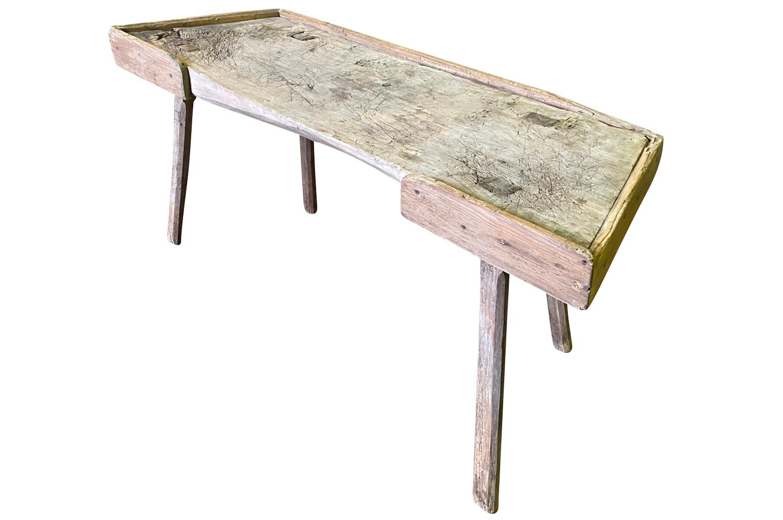 Spanish 18th Century Rustic Table In Good Condition In Atlanta, GA