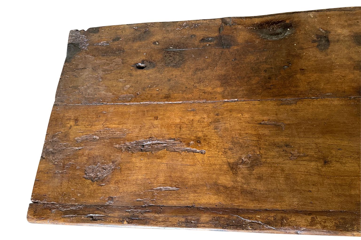 Commode da sacrestia spagnolo del XVIII secolo in vendita 10
