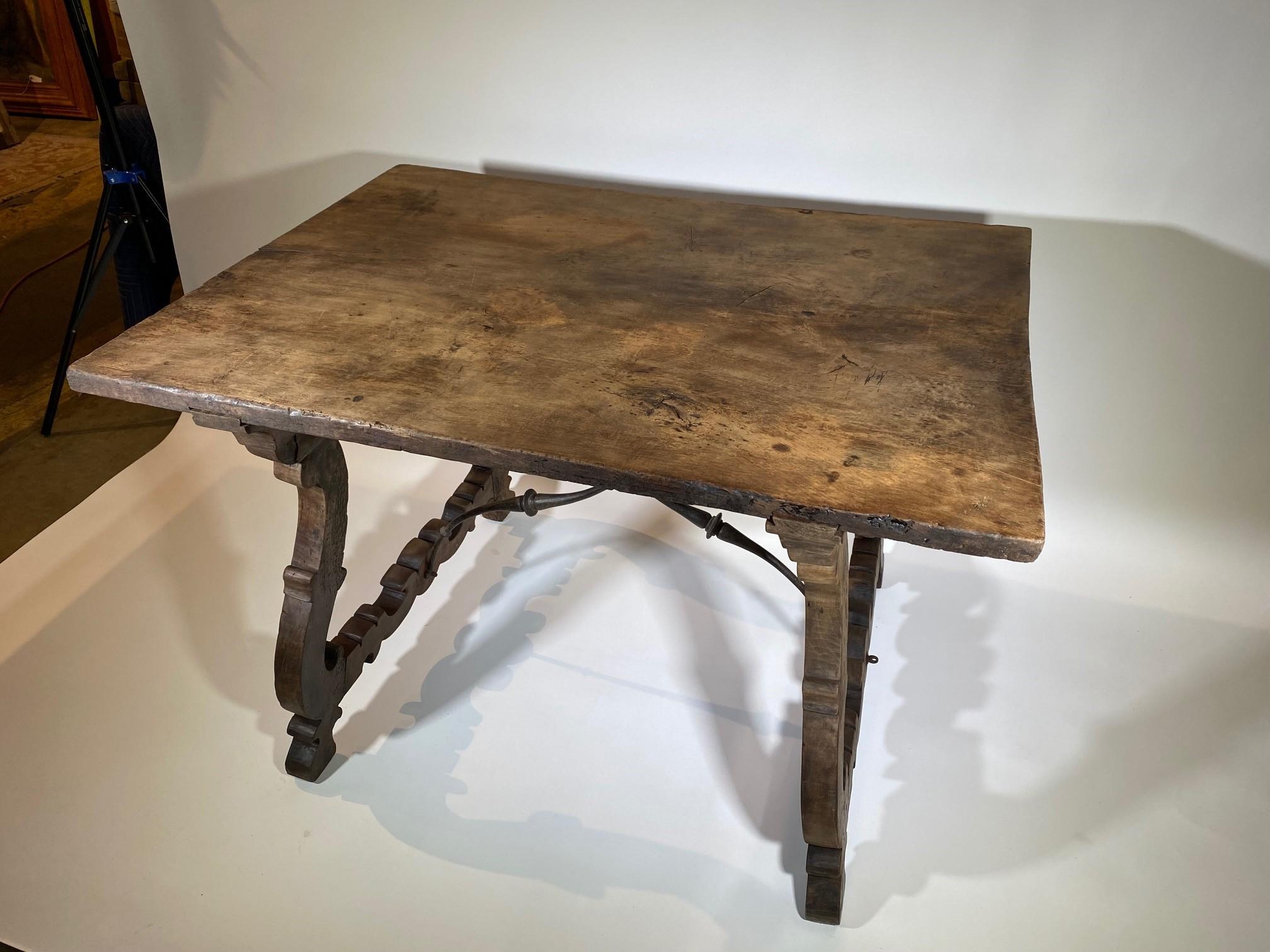 Spanish 18th Century Solid Board Top Writing Table For Sale 1