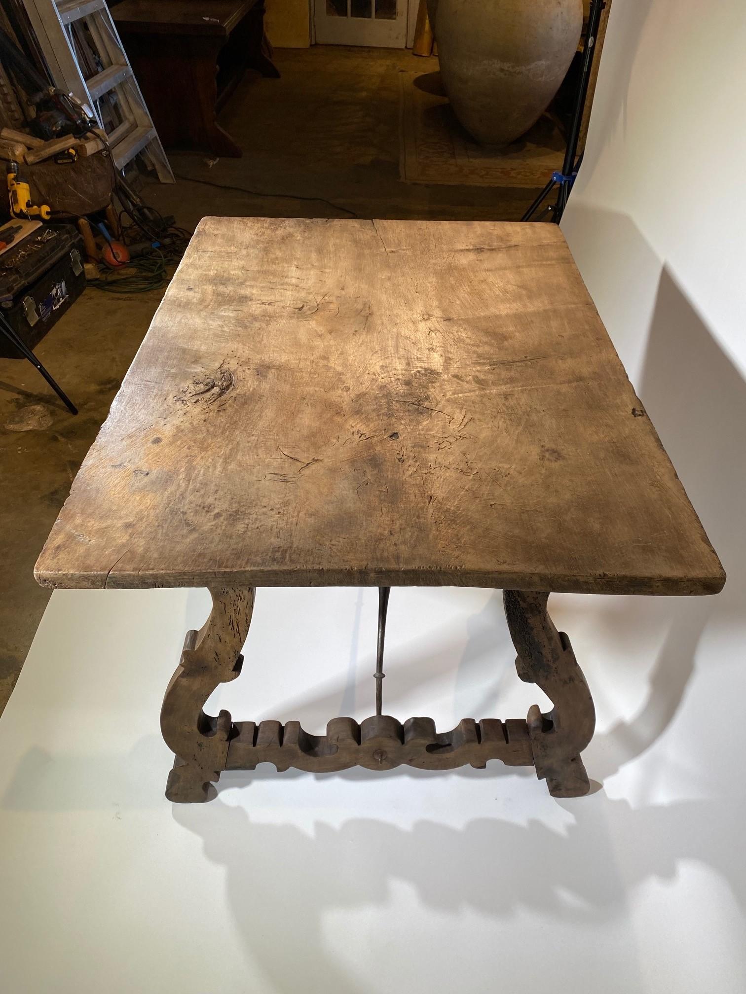 Spanish 18th Century Solid Board Top Writing Table For Sale 3