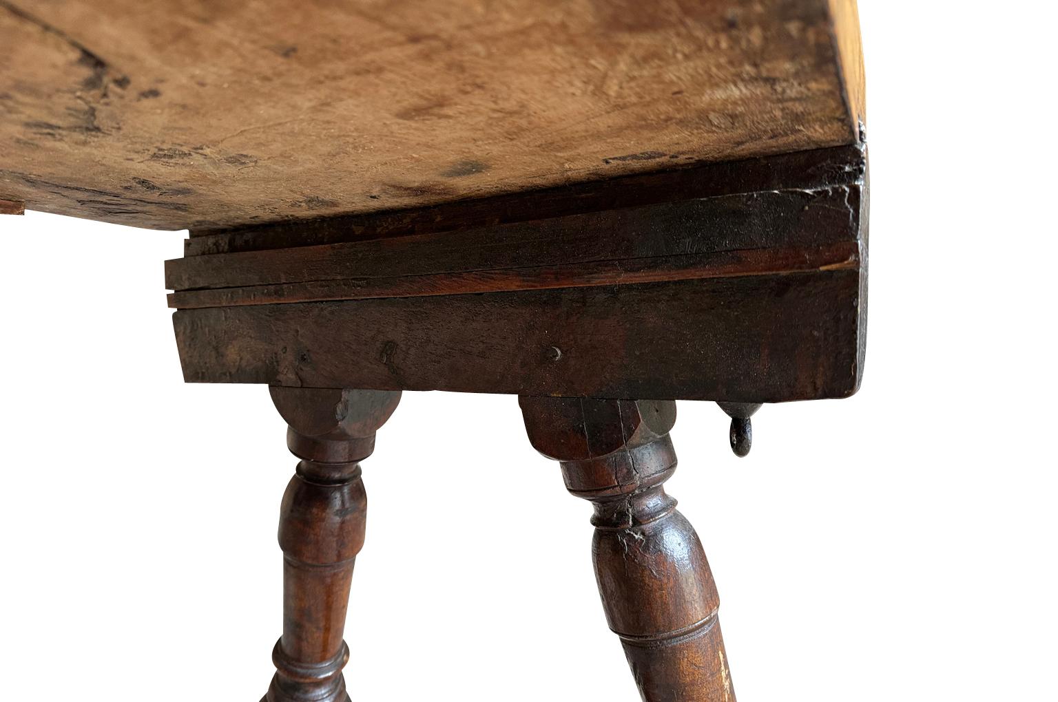 Spanish 18th Century Tocinera Side Table For Sale 4