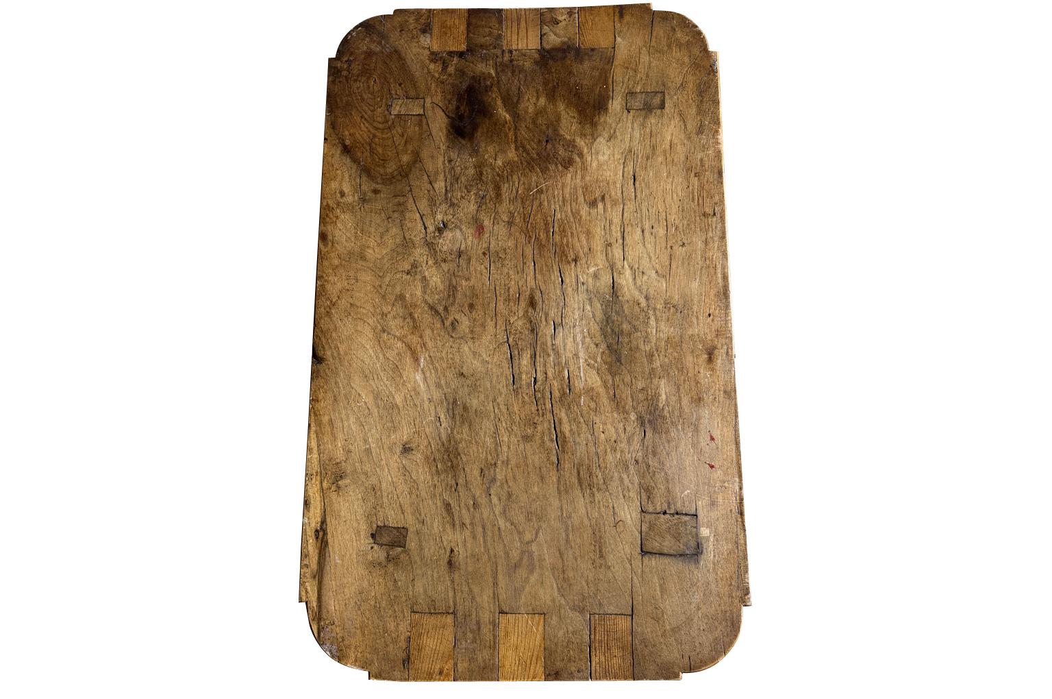 Spanish 18th Century Tocinera Side Table For Sale 5